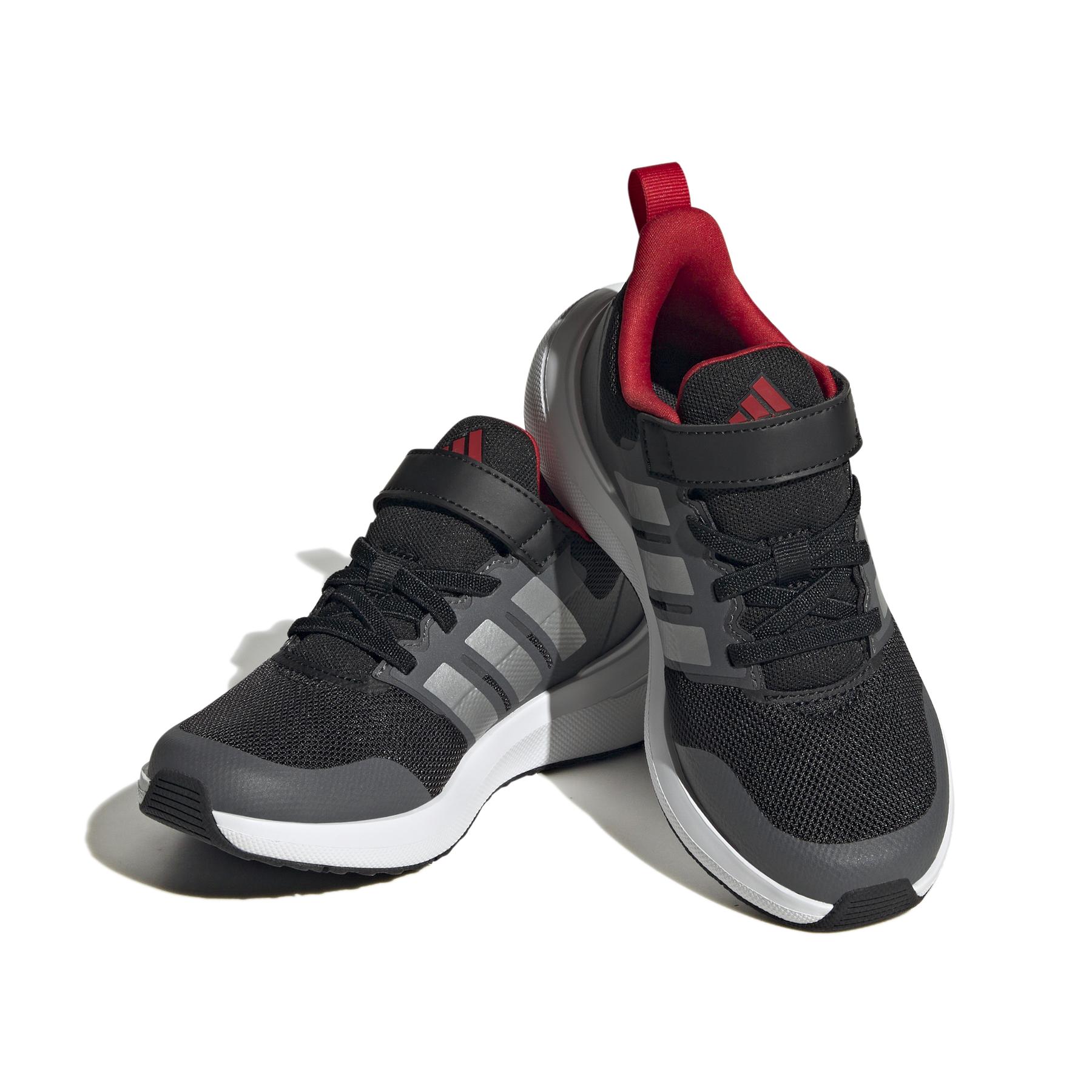 product/a/d/adidas_hp5448_6_footwear_photography_front_lateral_top_view_white_000.jpg