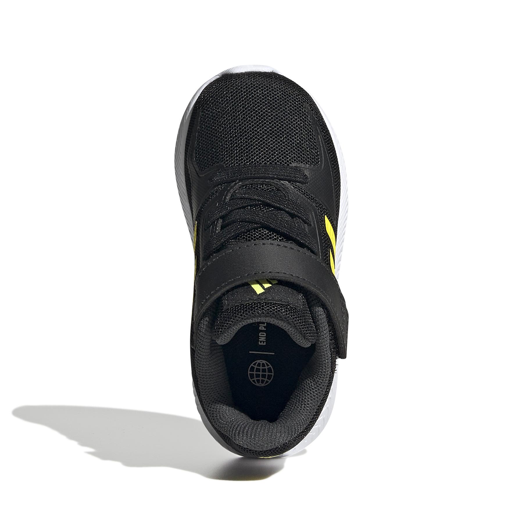 product/a/d/adidas_hr1400_3_footwear_photography_top_portrait_view_white_000.jpg