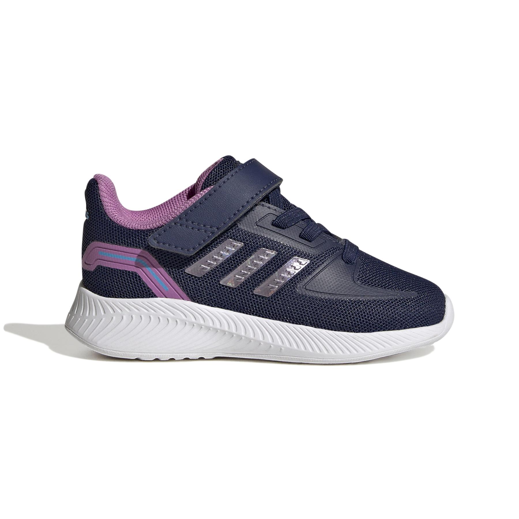 product/a/d/adidas_hr1405_1_footwear_photography_side_lateral_center_view_white-nw052224.jpg