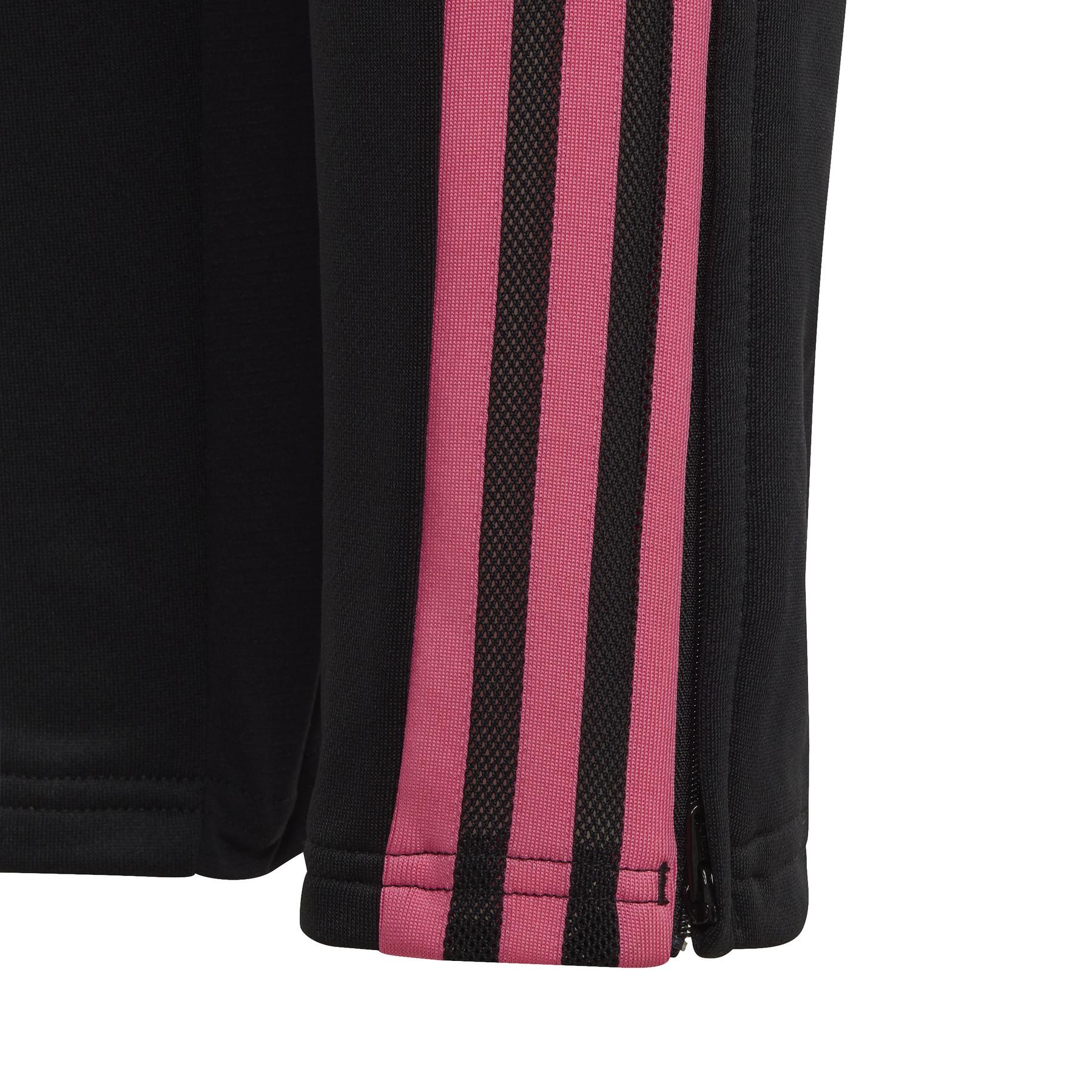 product/a/d/adidas_hs7568_5_apparel_photography_detail_view_2_white_xo.jpg