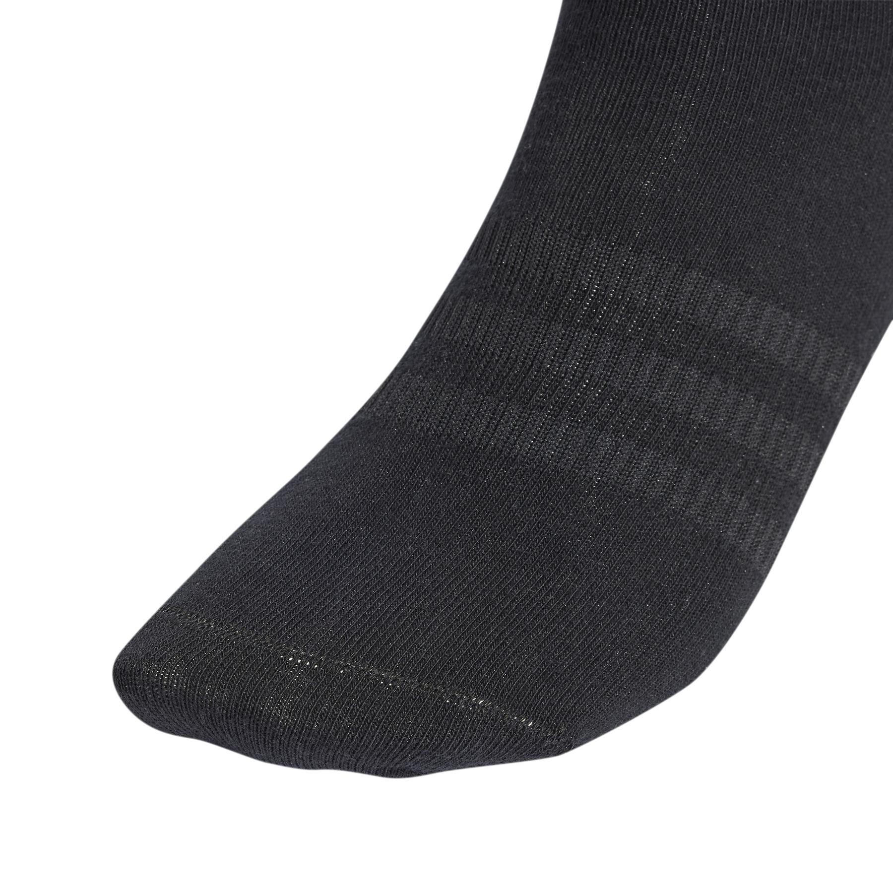 product/a/d/adidas_ic1283_3_hardware_photography_detail_view_1_white.jpg