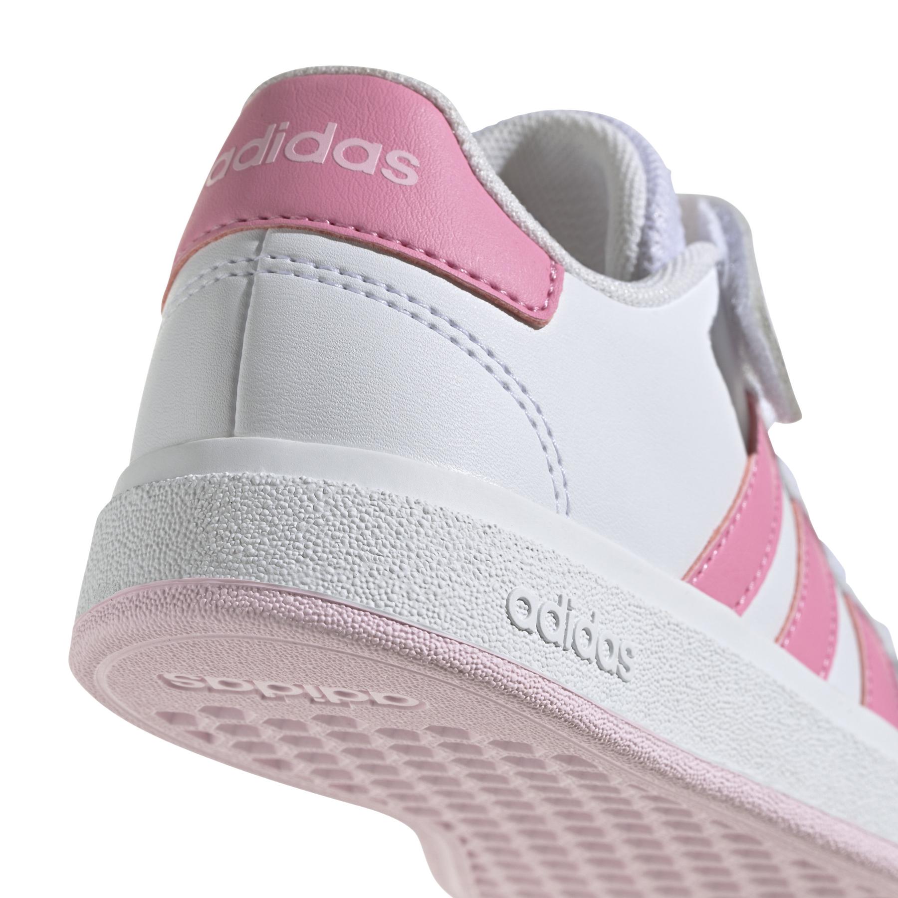 product/a/d/adidas_id0738_9_footwear_photography_detail_view_2_white.jpg