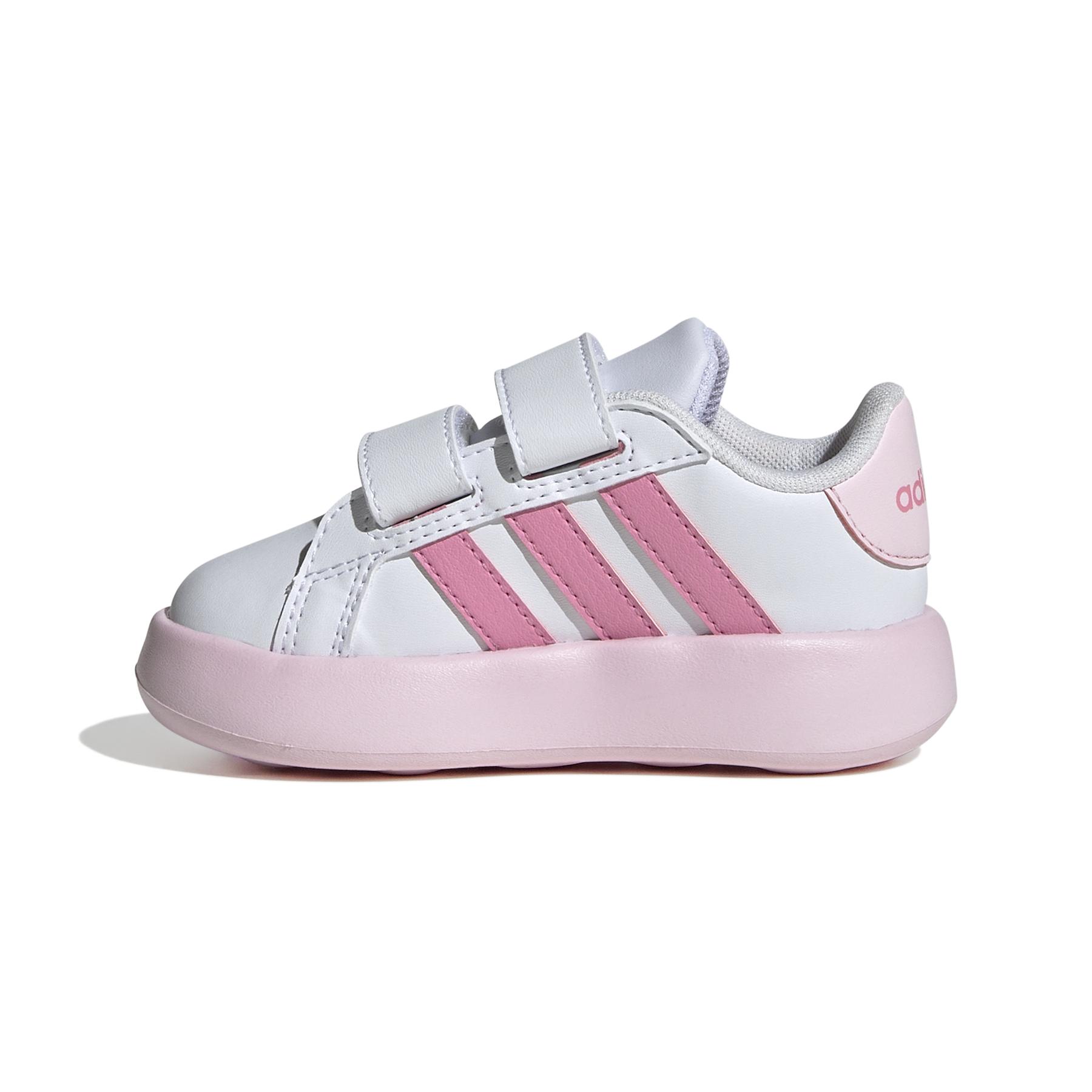 product/a/d/adidas_id0741_5_footwear_photography_side_medial_center_view_white.jpg