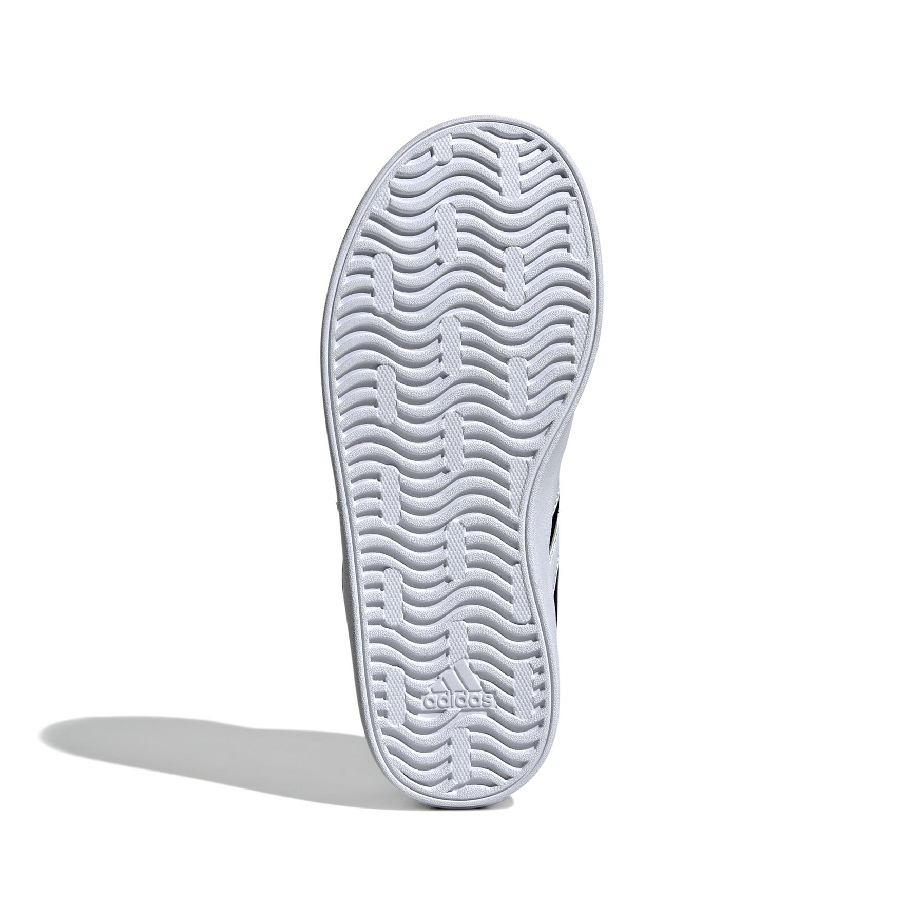 product/a/d/adidas_id9148_4_footwear_photography_bottom_view_white.jpg