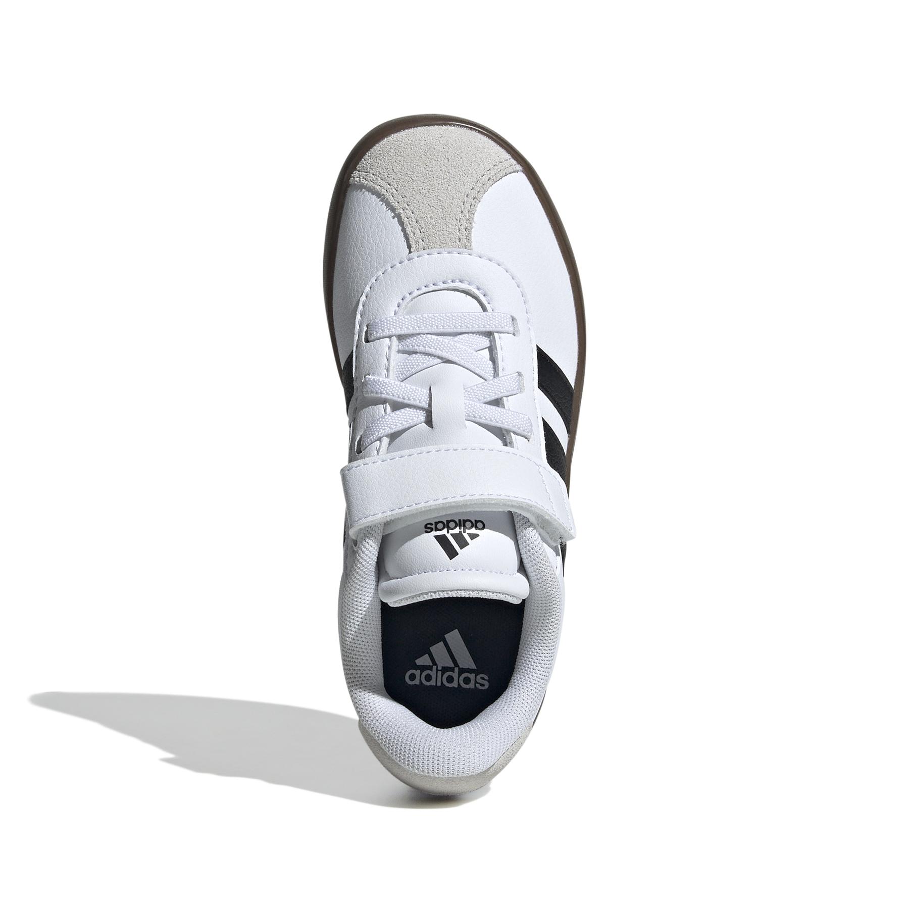 product/a/d/adidas_id9155_3_footwear_photography_top_portrait_view_white.jpg