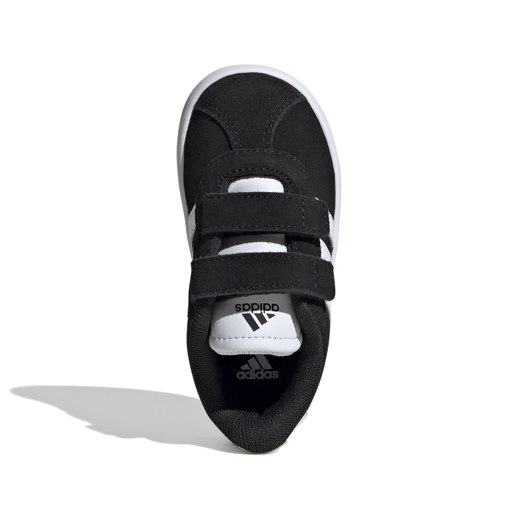 product/a/d/adidas_id9158_3_footwear_photography_top_portrait_view_white.jpg