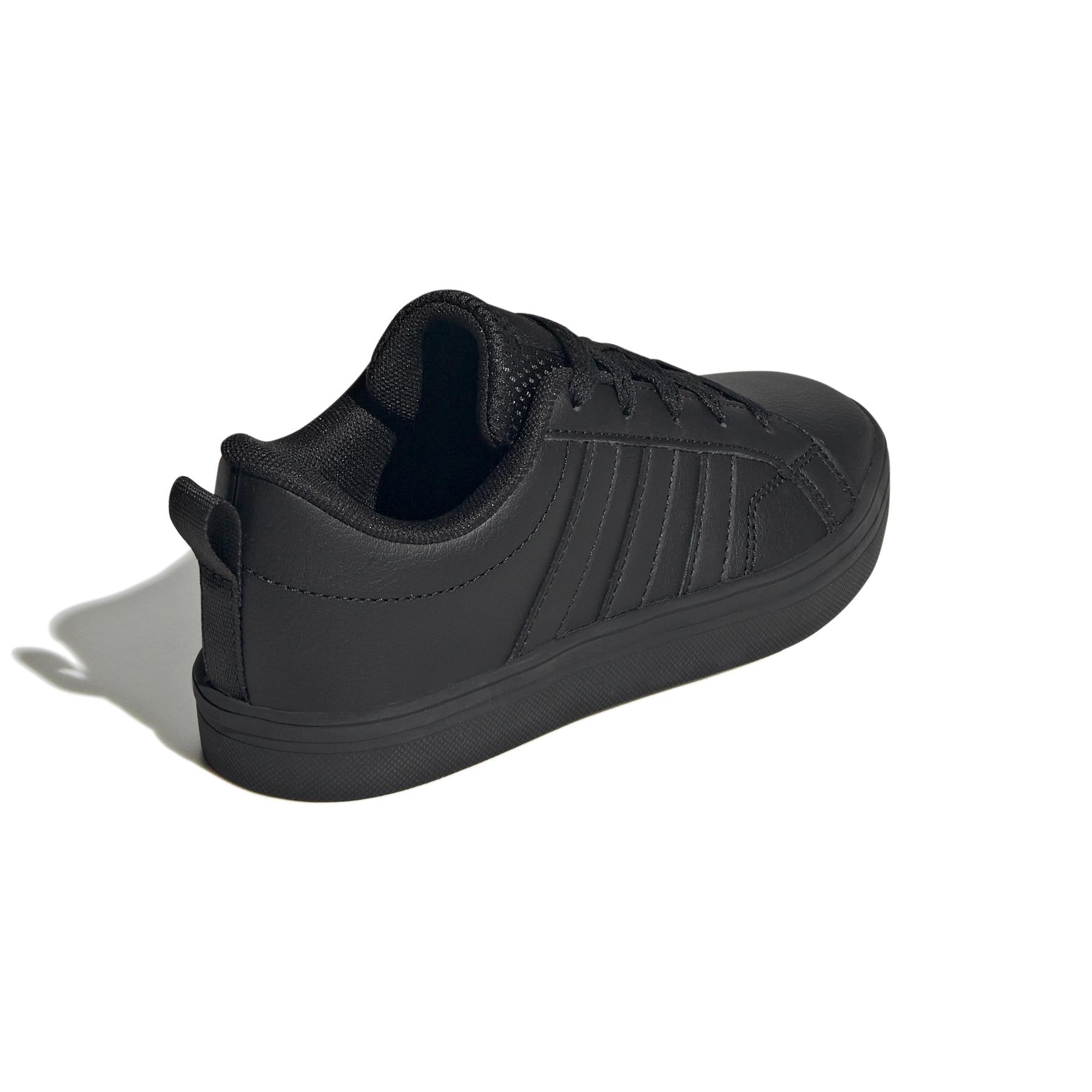 product/a/d/adidas_ie3467_7_footwear_photography_back_lateral_top_view_white-nw052424.jpg