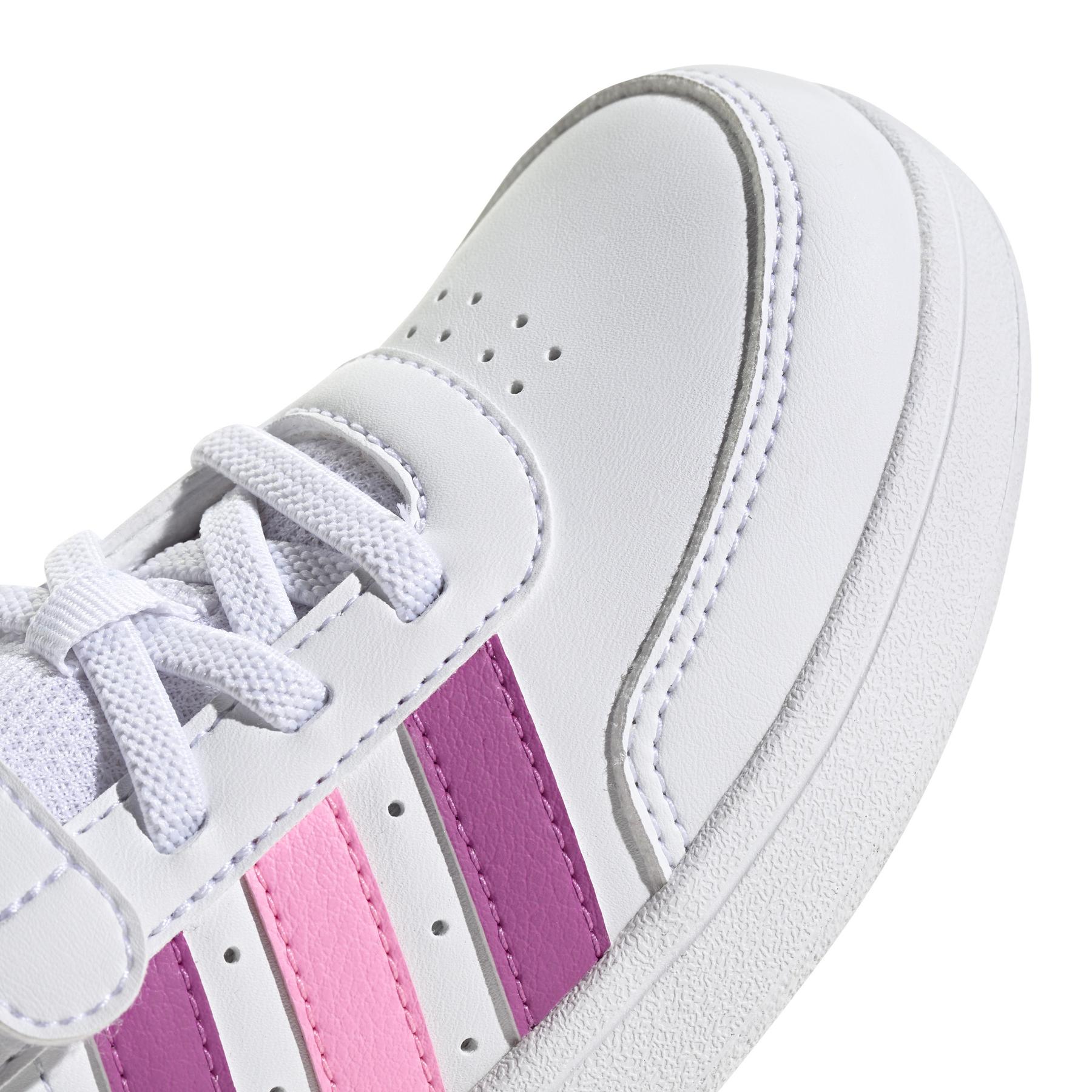 product/a/d/adidas_ie3791_9_footwear_photography_detail_view_2_white.jpg
