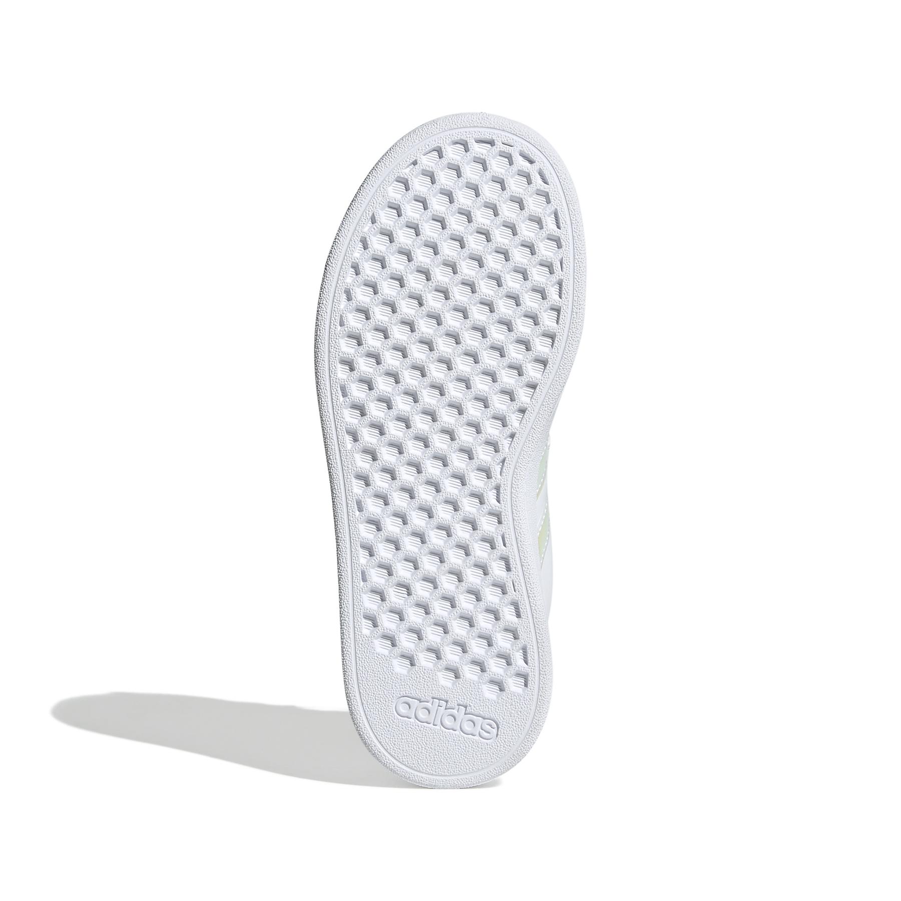 product/a/d/adidas_ie3851_4_footwear_photography_bottom_view_white.jpg