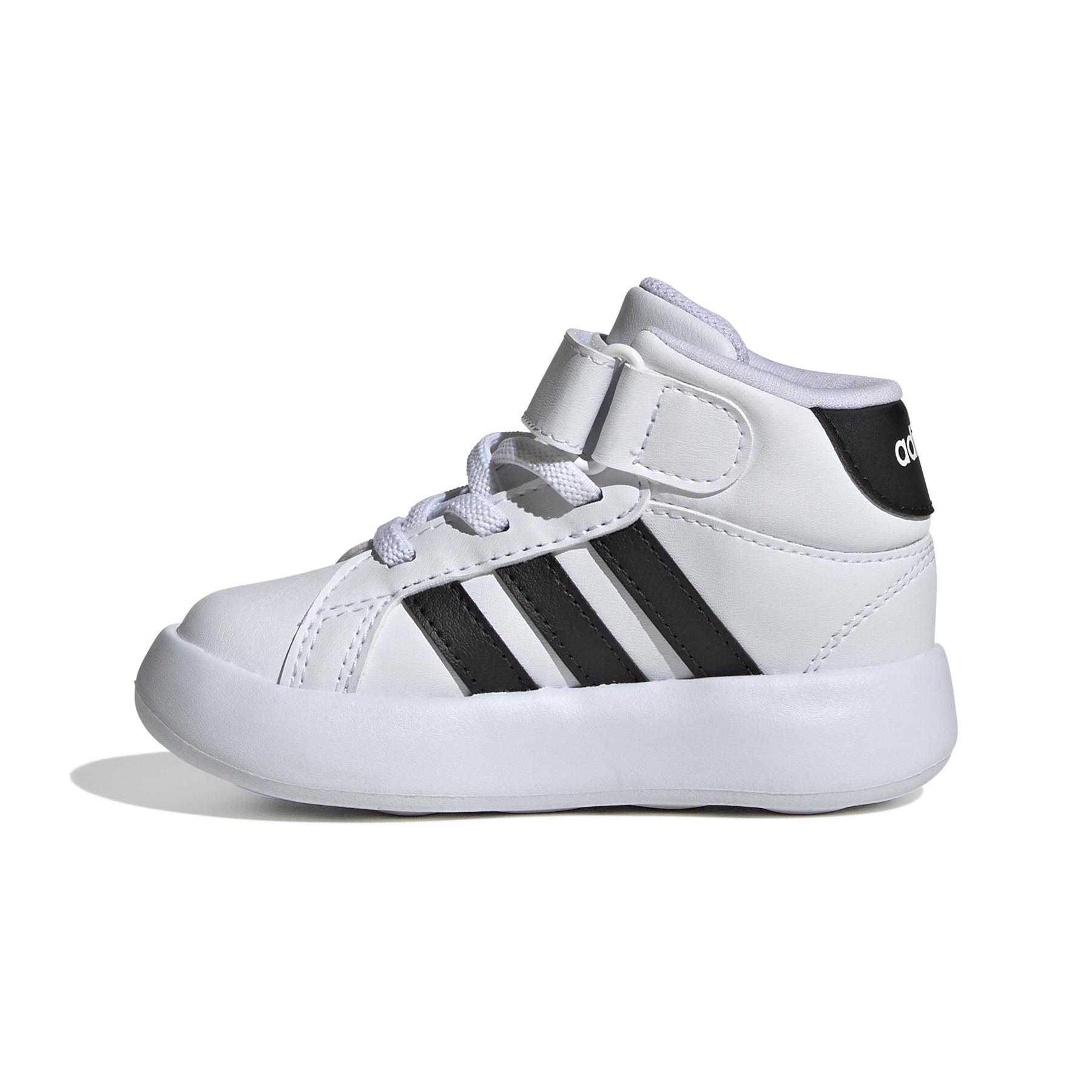 product/a/d/adidas_ie3866_5_footwear_photography_side_medial_center_view_white.jpg