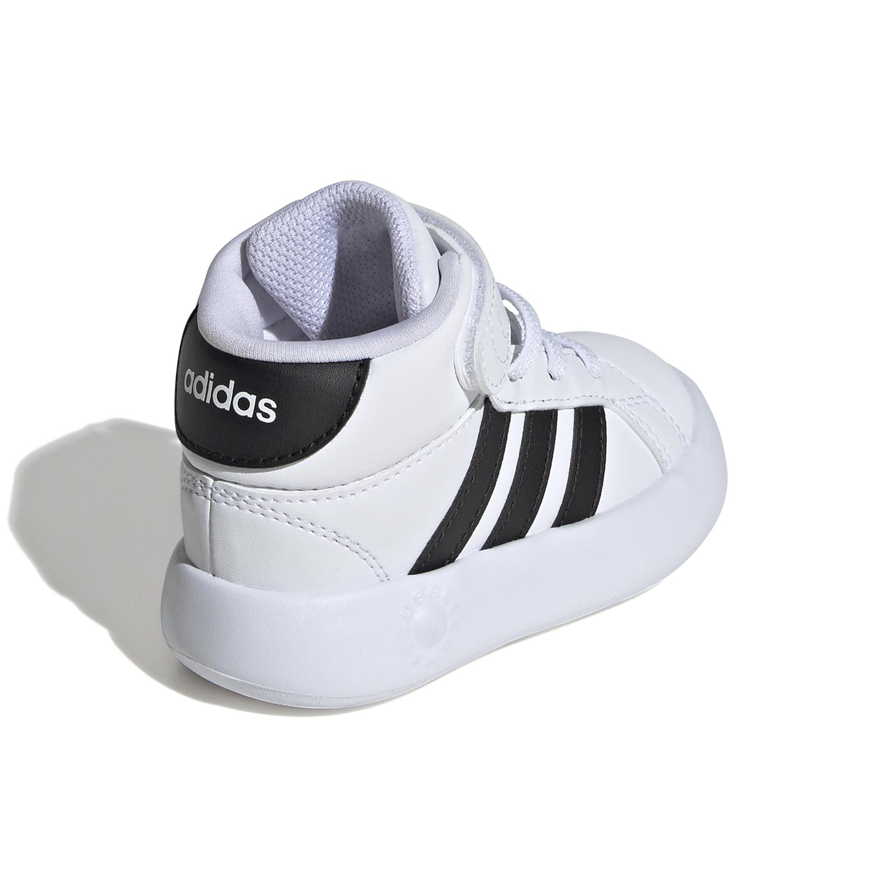 product/a/d/adidas_ie3866_7_footwear_photography_back_lateral_top_view_white.jpg