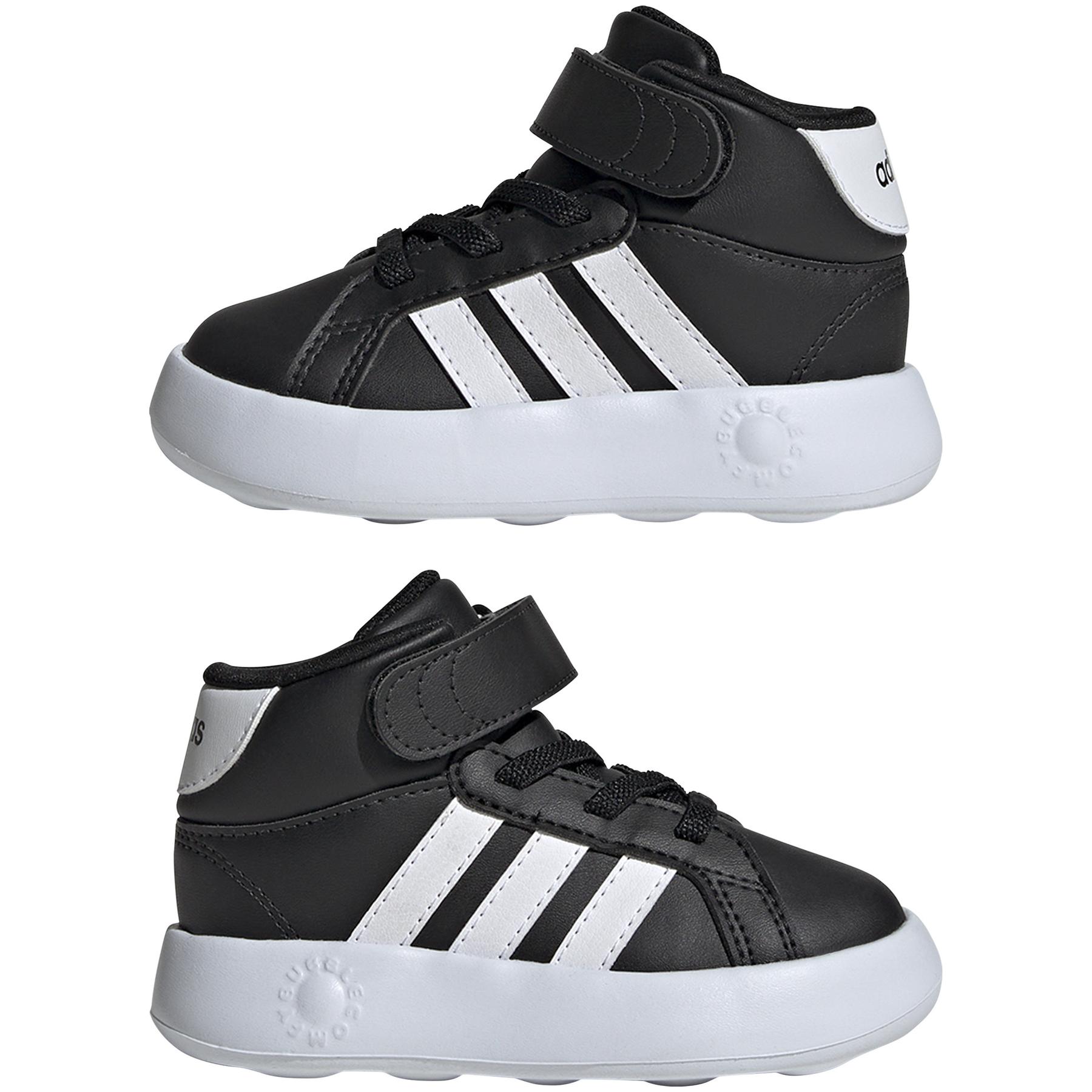 product/a/d/adidas_ie3867_10_footwear_photography_mirrored_pair_view_white.jpg
