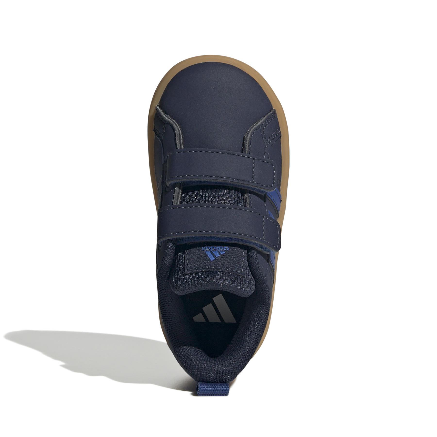 product/a/d/adidas_ie6126_3_footwear_photography_top_portrait_view_white.jpg