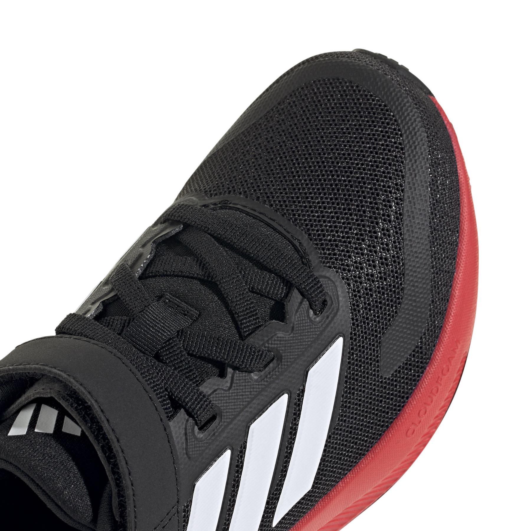 product/a/d/adidas_ie8577_9_footwear_photography_detail_view_2_white.jpg