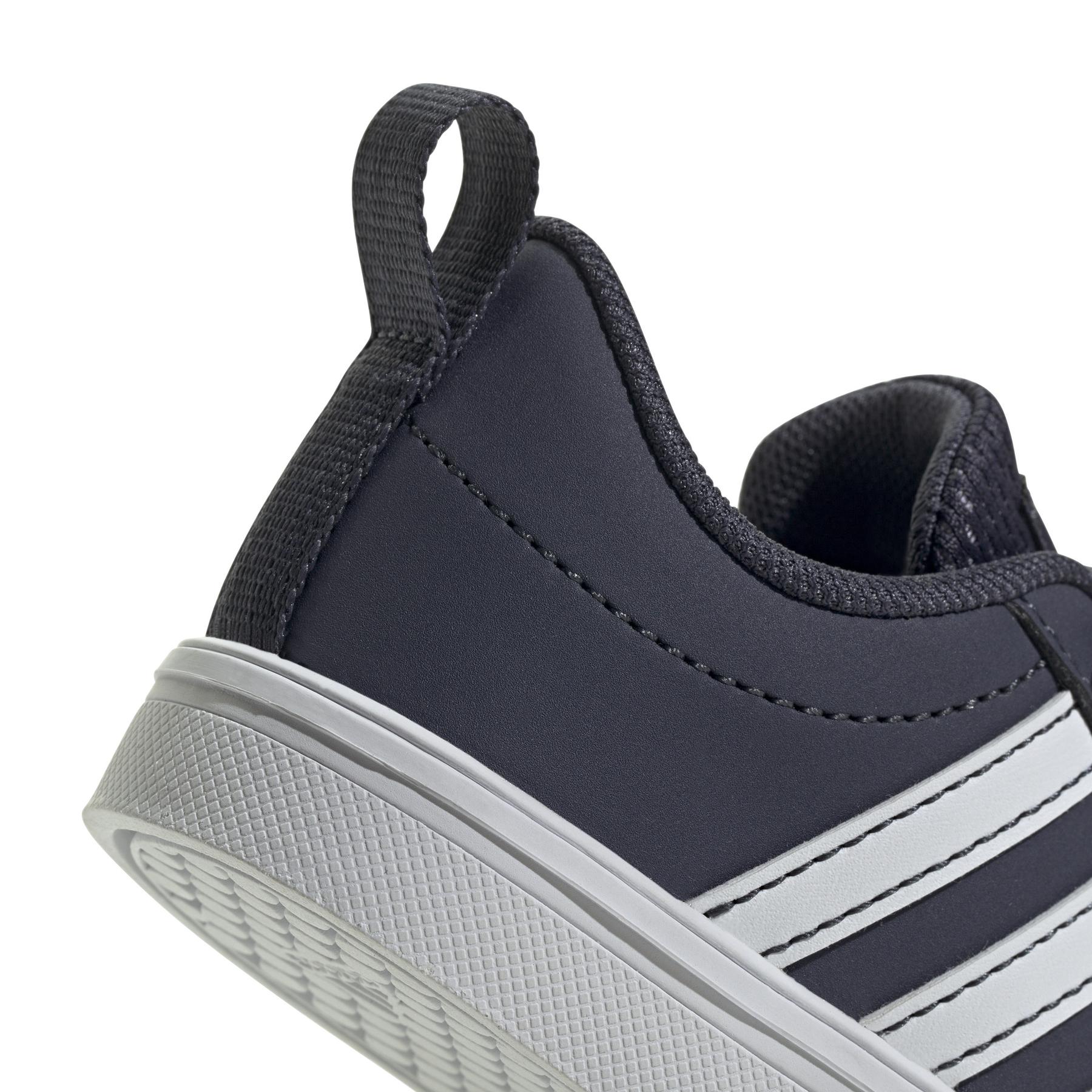 product/a/d/adidas_ie8891_8_footwear_photography_detail_view_1_white.jpg