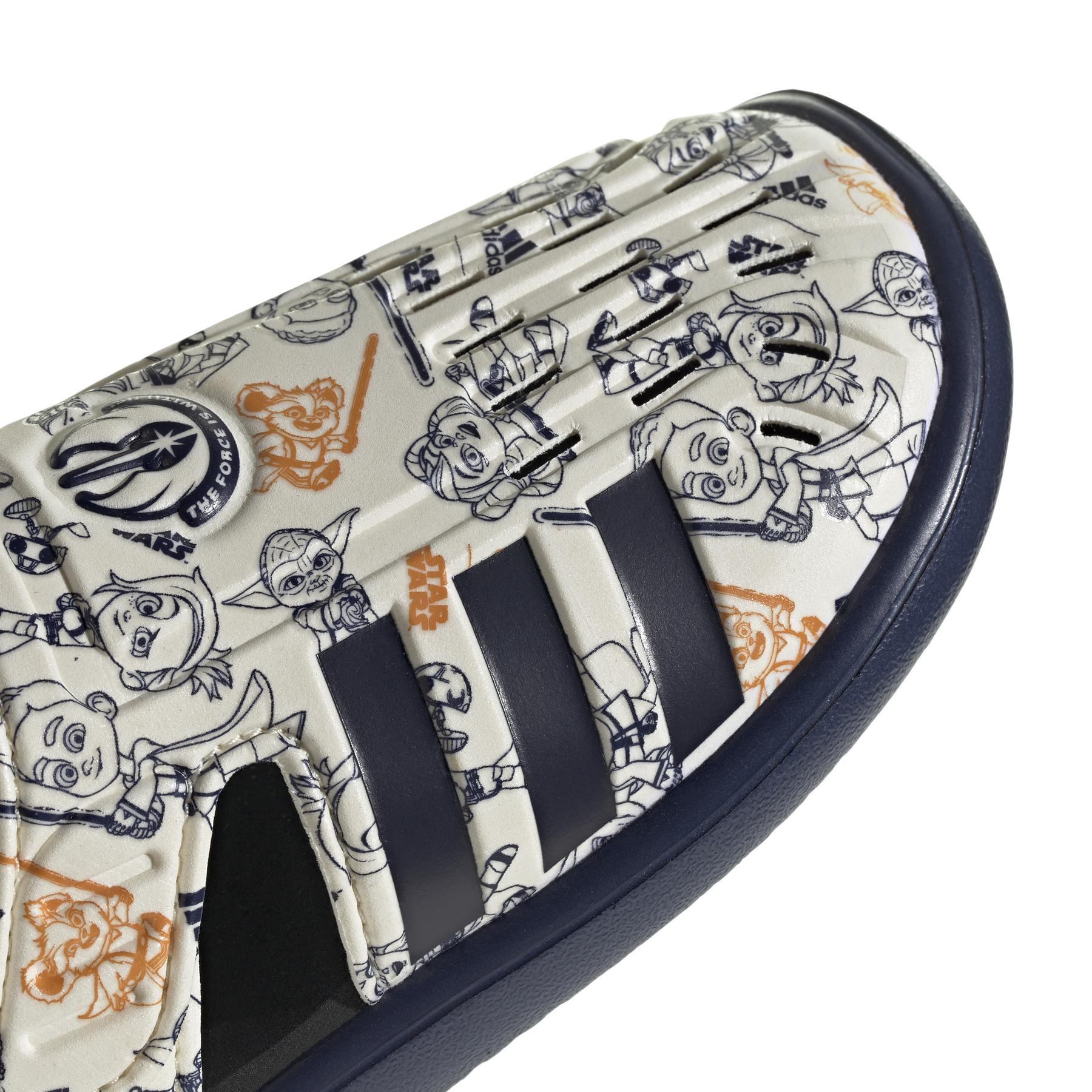 product/a/d/adidas_if0928_8_footwear_photography_detail_view_1_white.jpg