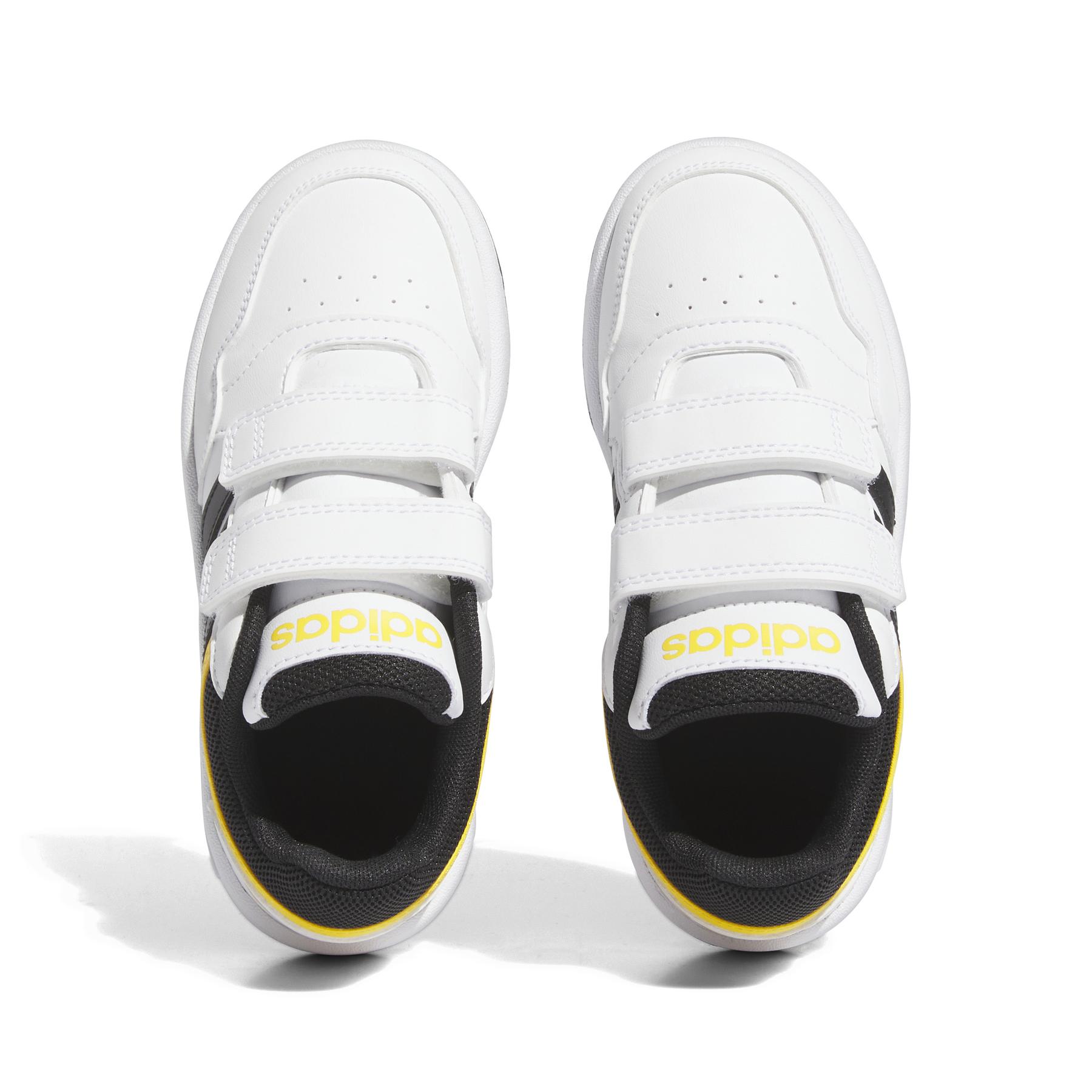 product/a/d/adidas_if5316_3_footwear_photography_top_portrait_view_white.jpg