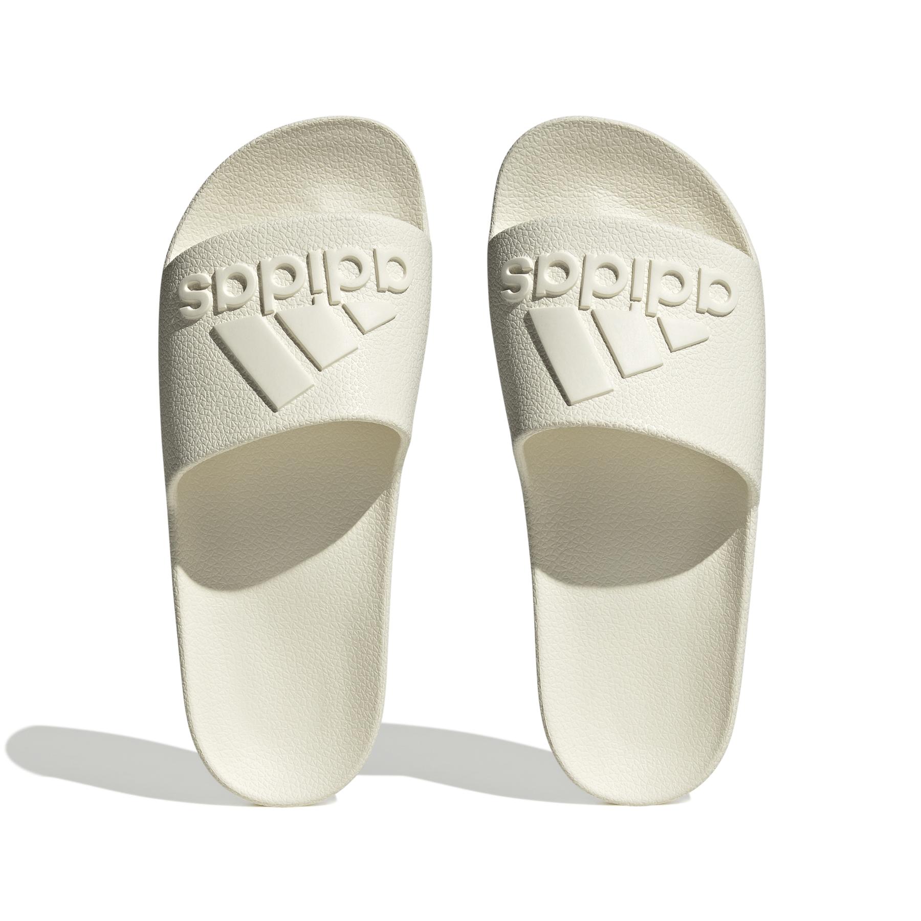 product/a/d/adidas_if7370_3_footwear_photography_top_portrait_view_white_bv.jpg