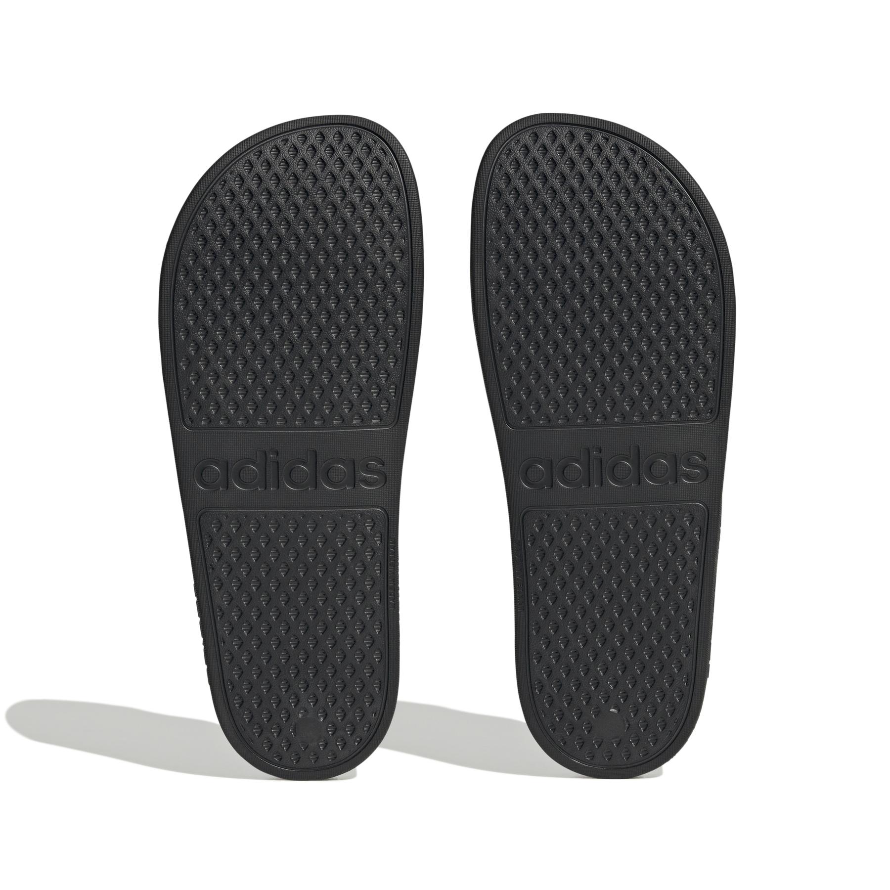 product/a/d/adidas_if7371_4_footwear_photography_bottom_view_white_bv.jpg