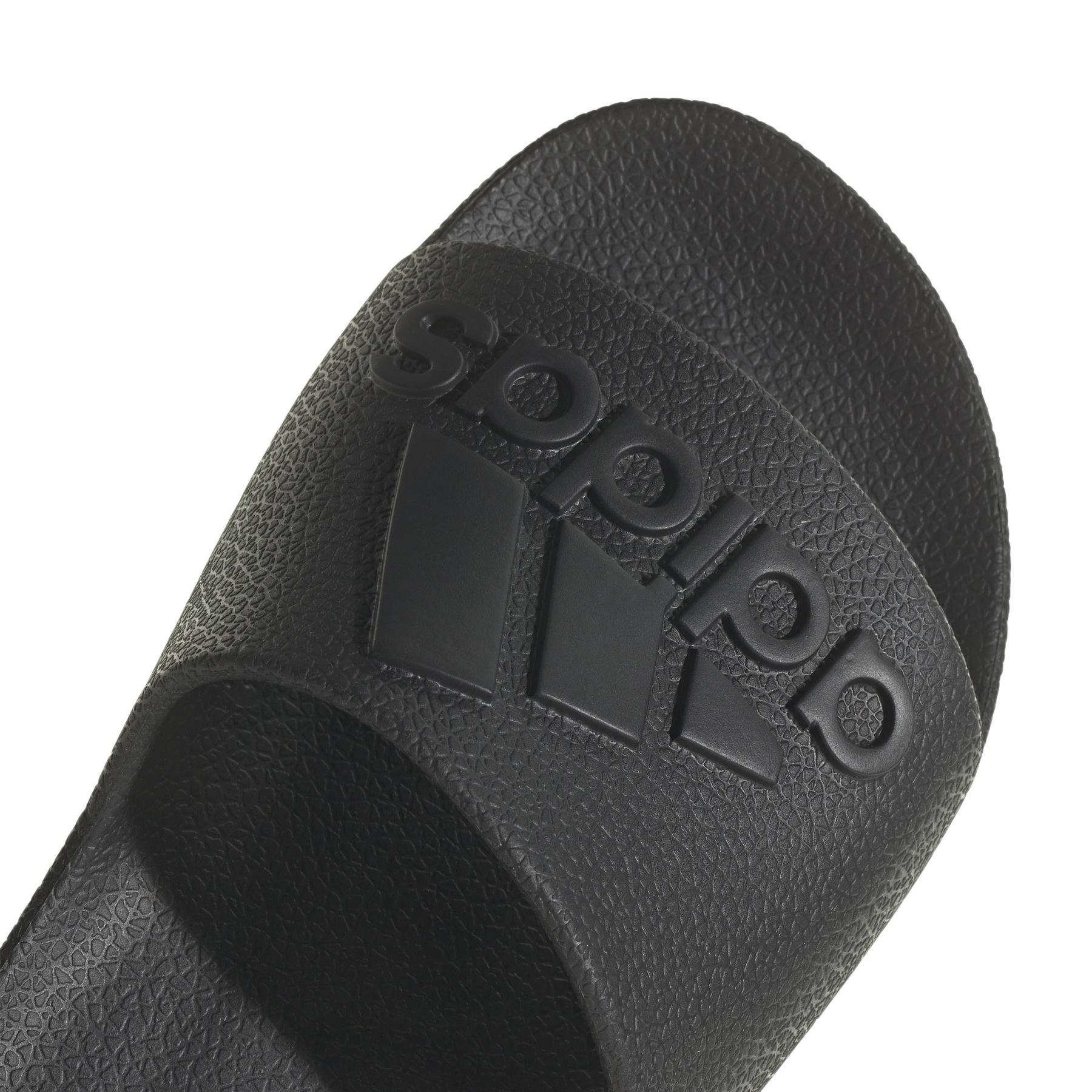 product/a/d/adidas_if7371_9_footwear_photography_detail_view_2_white_bv.jpg