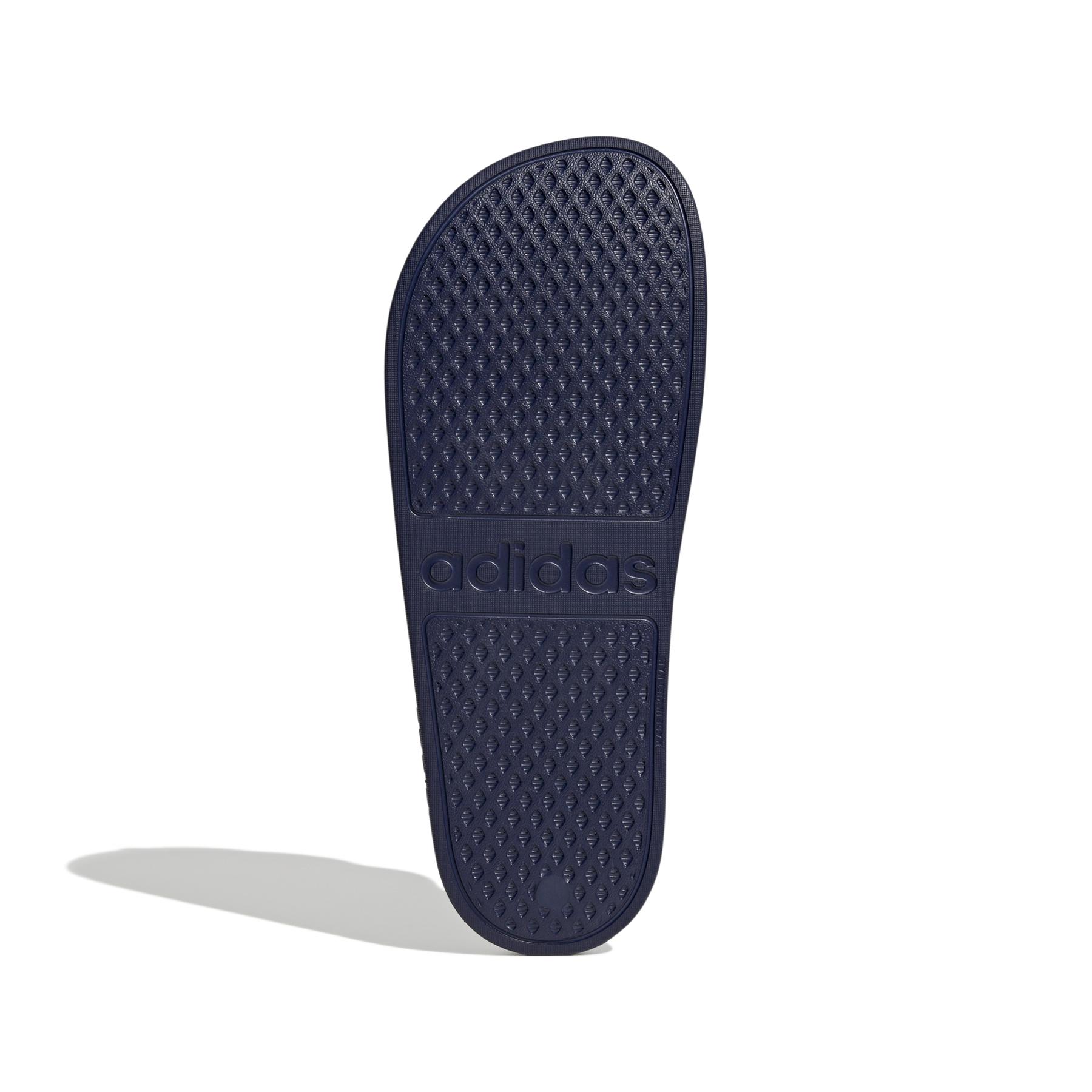 product/a/d/adidas_if7374_4_footwear_photography_bottom_view_white_bv.jpg