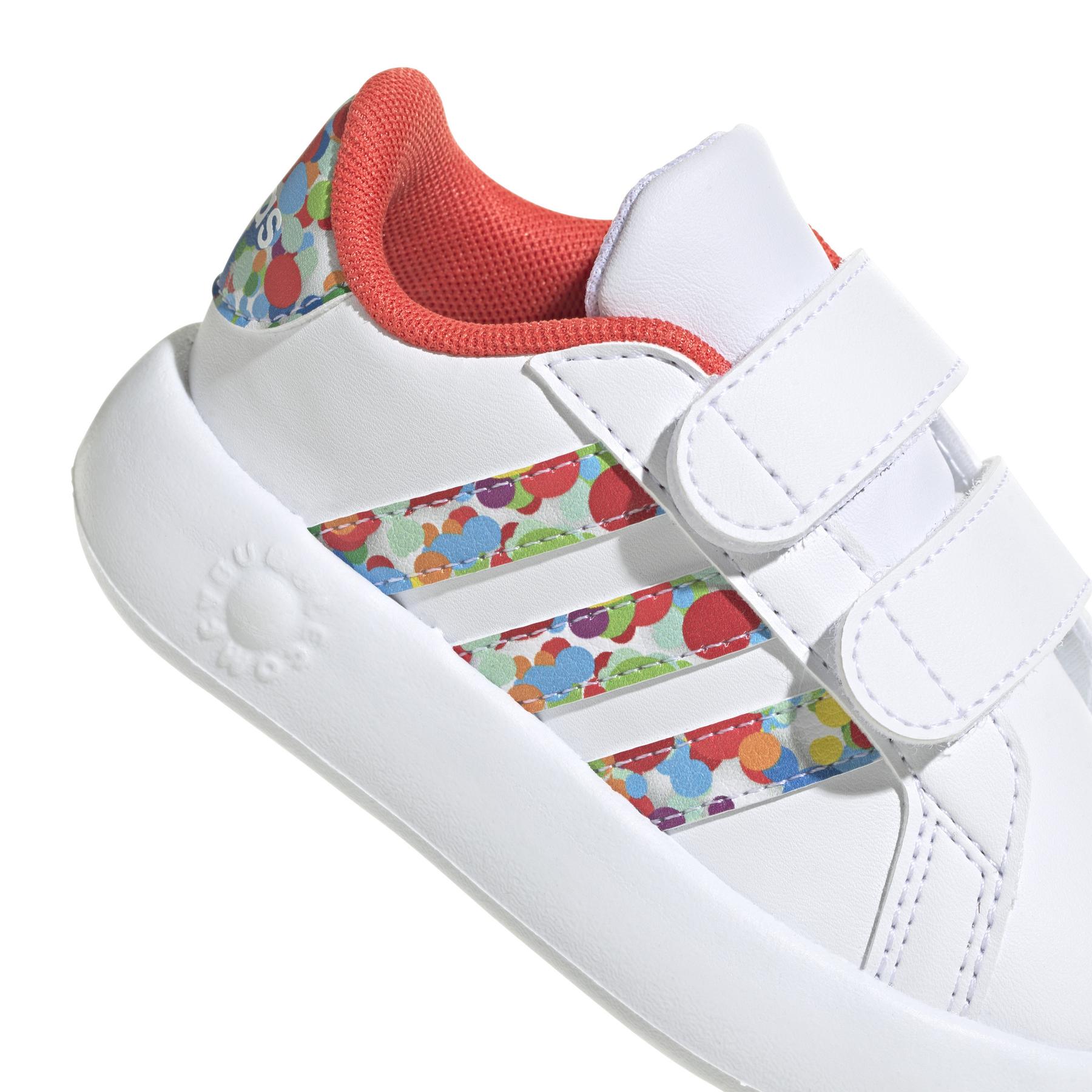 product/a/d/adidas_ig6498_9_footwear_photography_detail_view_2_white.jpg