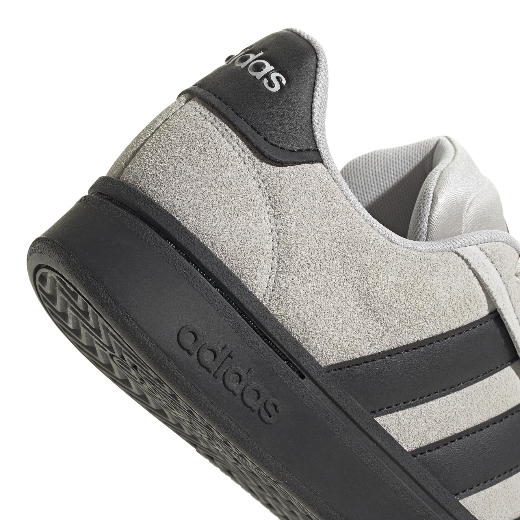 product/a/d/adidas_ih1287_8_footwear_photography_detail_view_1_white.jpg