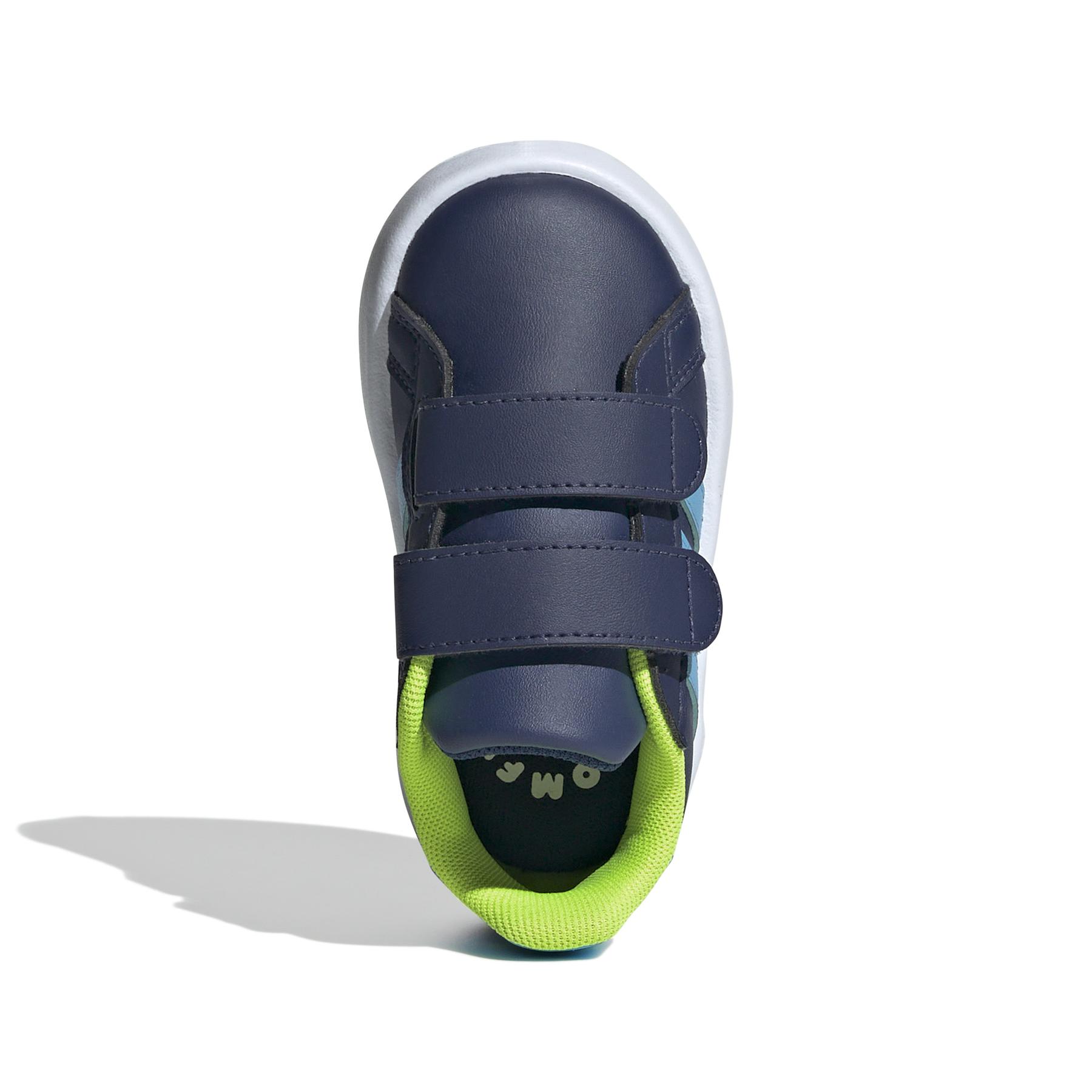 product/a/d/adidas_ih4885_3_footwear_photography_top_portrait_view_white.jpg