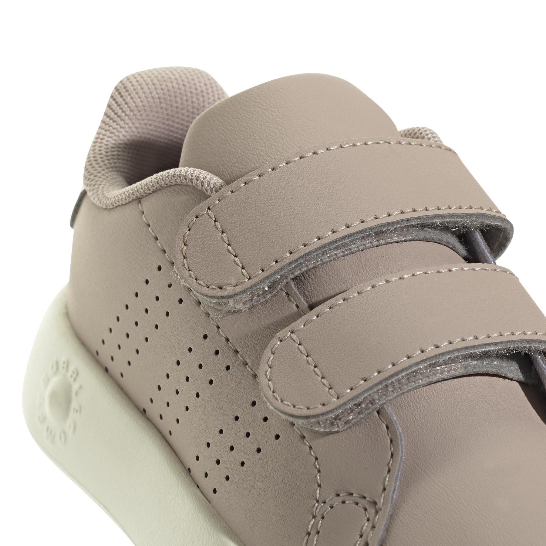 product/a/d/adidas_ih4895_8_footwear_photography_detail_view_1_white.jpg