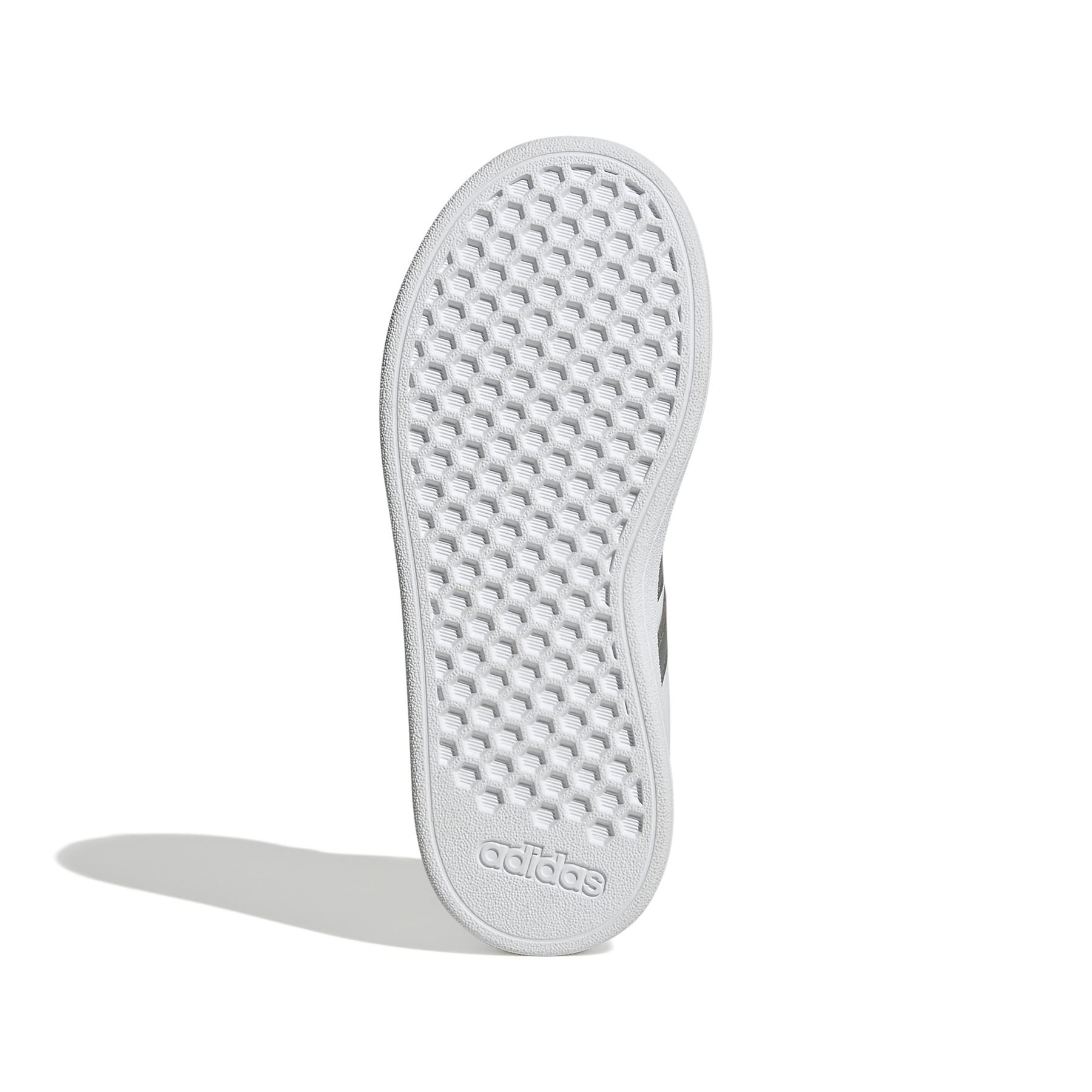 product/a/d/adidas_ih5532_4_footwear_photography_bottom_view_white.jpg