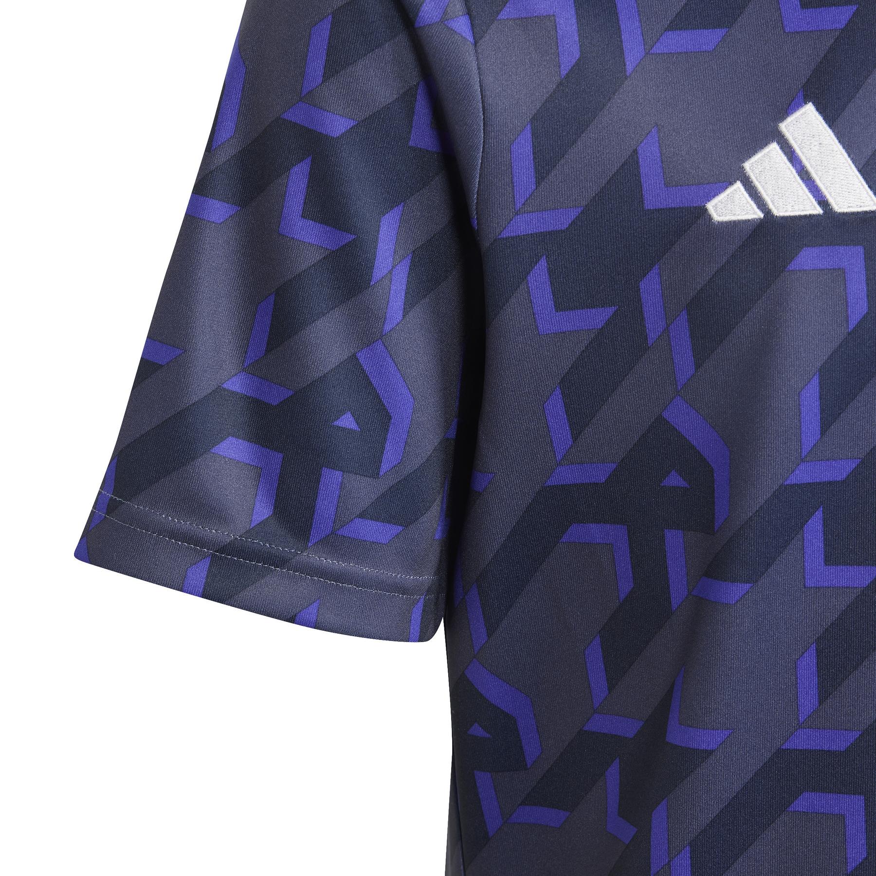 product/a/d/adidas_iq0548_4_apparel_photography_detail_view_1_white.jpg