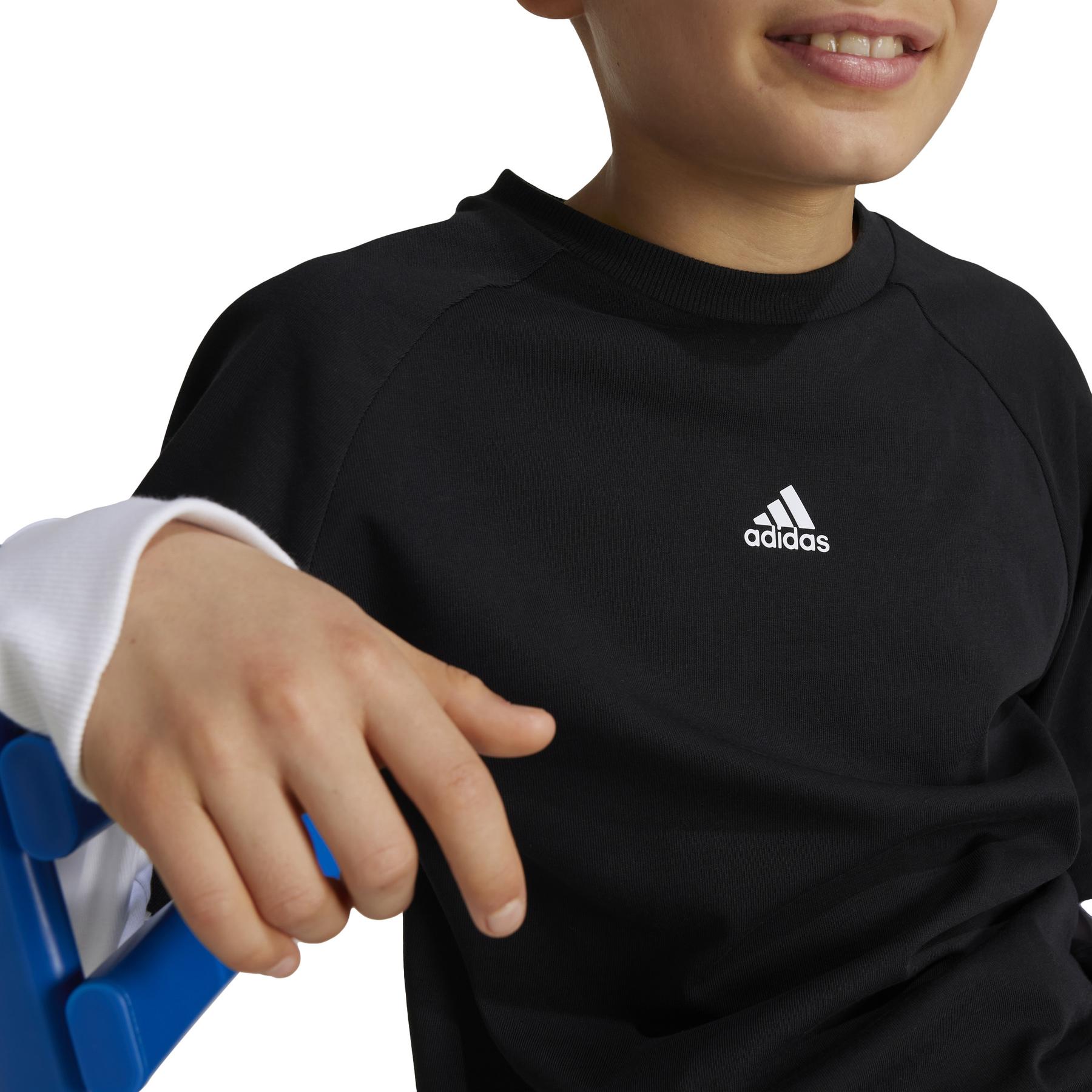product/a/d/adidas_iv7049_5_apparel_on_model_detail_view_2_white.jpg