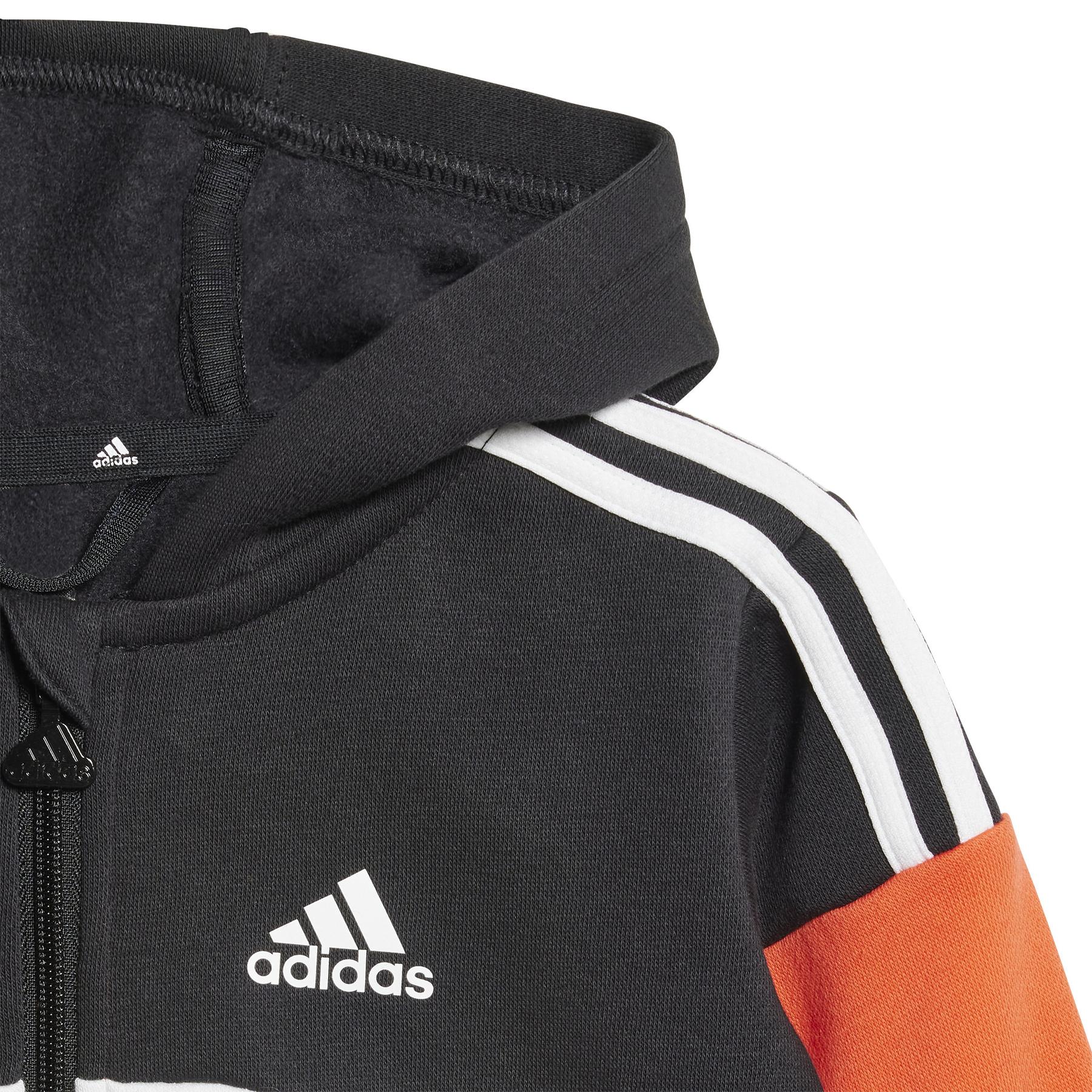 product/a/d/adidas_iw3491_3_apparel_photography_detail_view_1_white.jpg