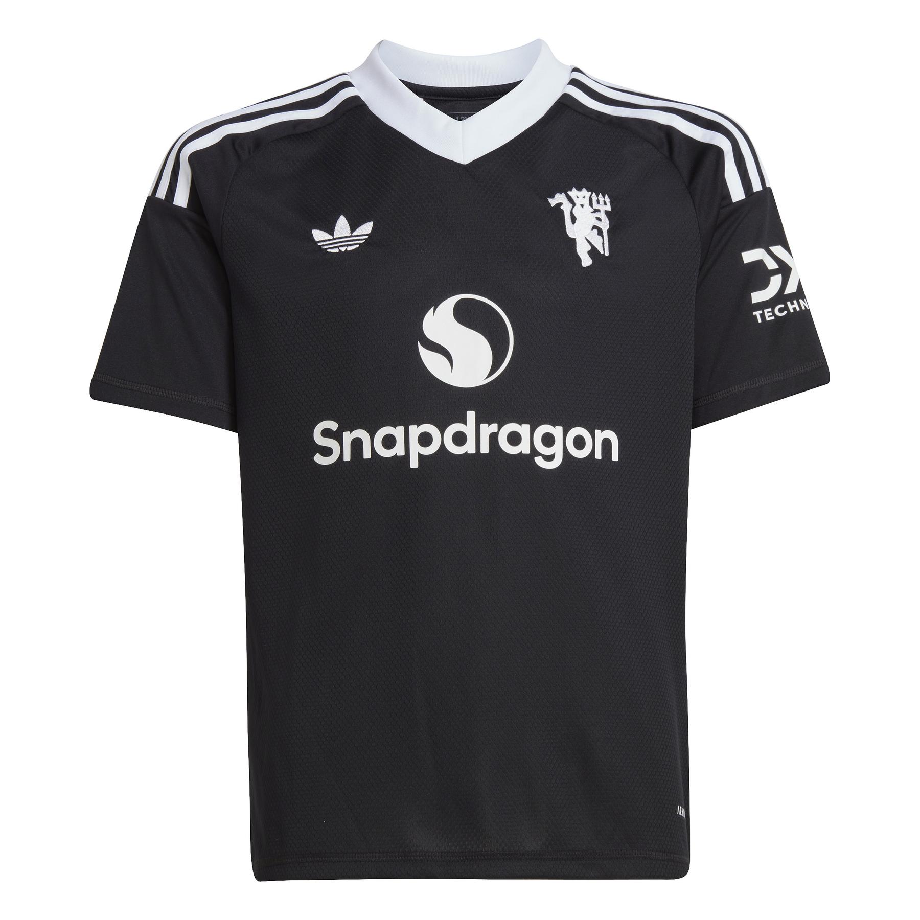 product/a/d/adidas_jh0841_2_apparel_photography_front_center_view_white.jpg