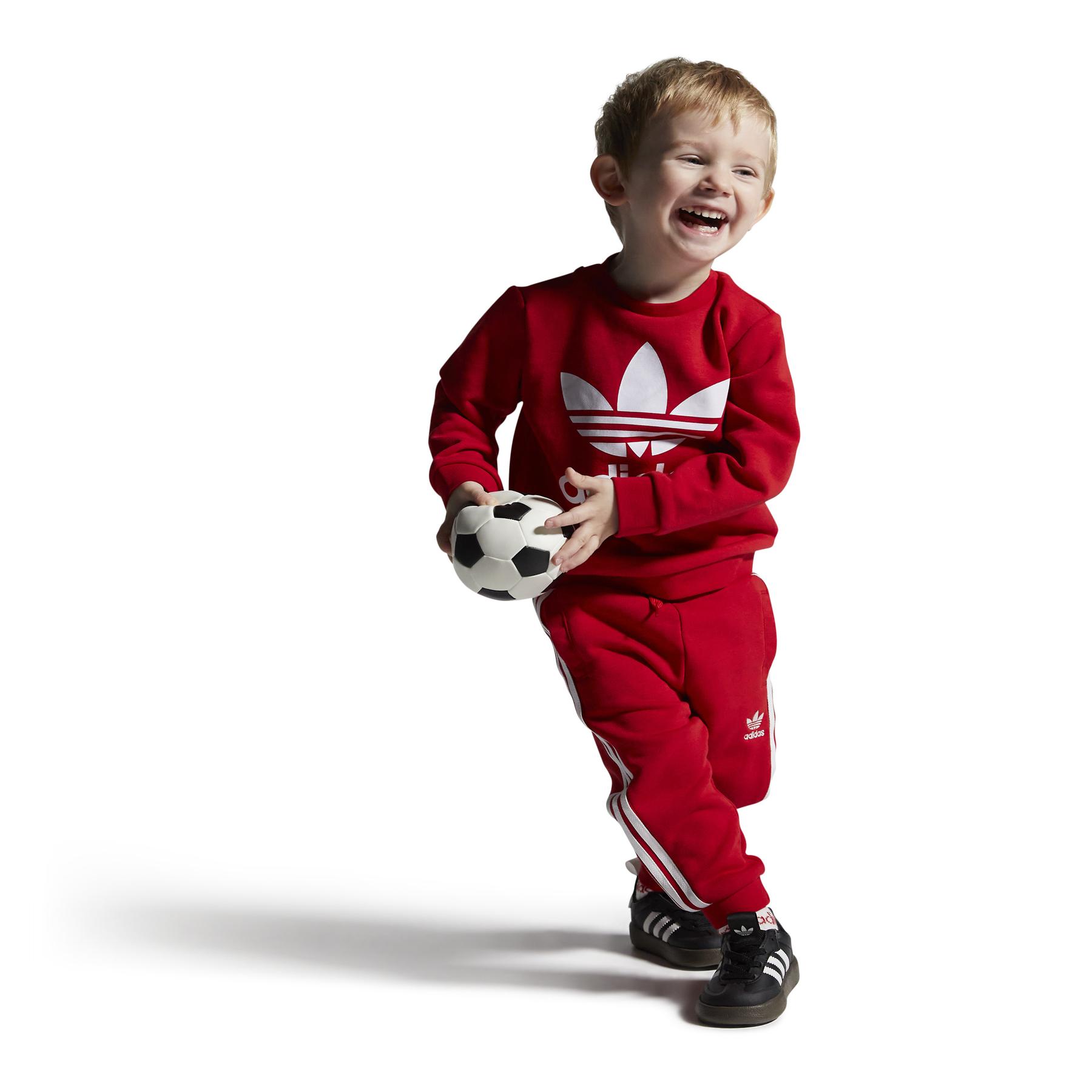 product/a/d/adidas_jh5201_10_footwear_on_model_front_view_white.jpg