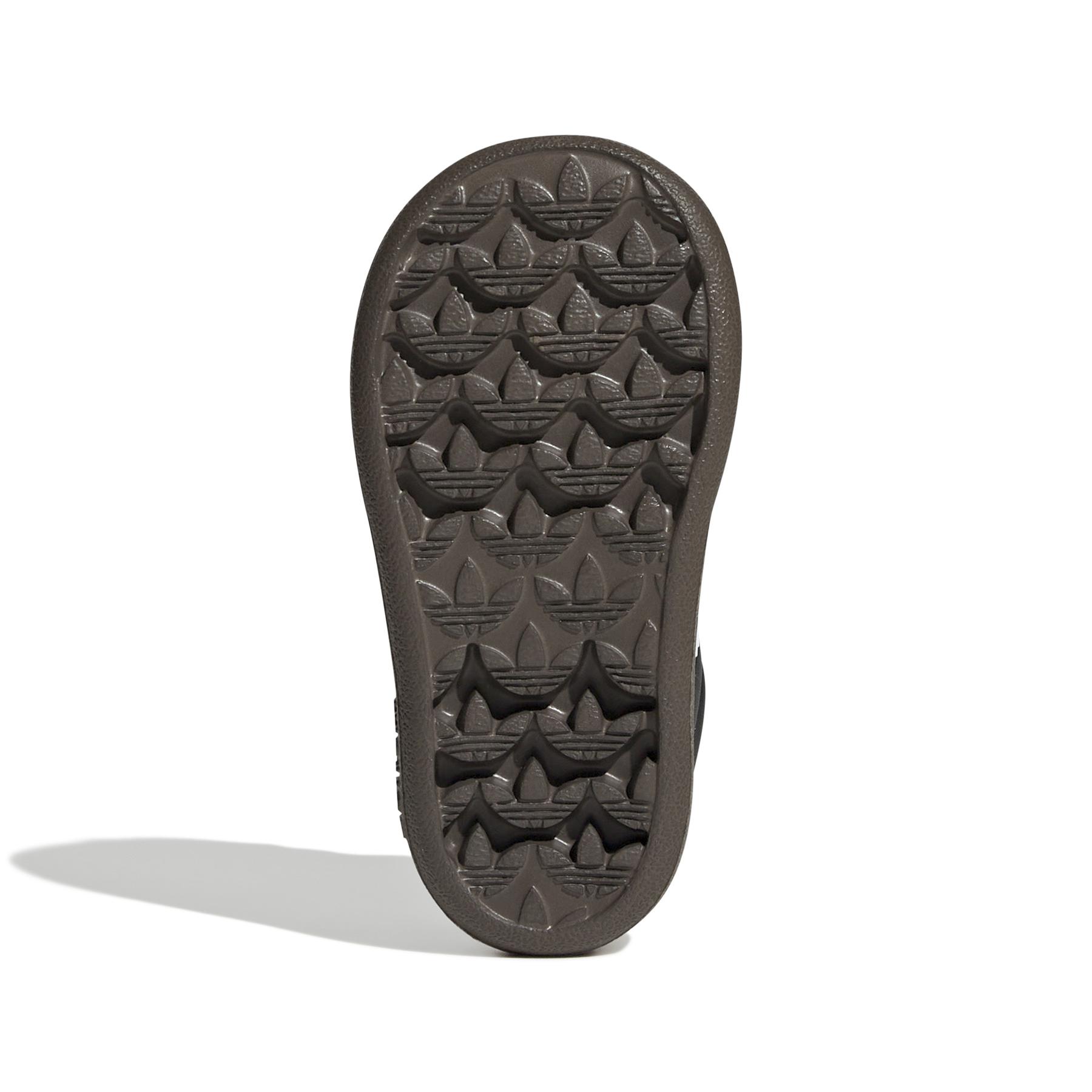 product/a/d/adidas_jh5201_4_footwear_photography_bottom_view_white.jpg