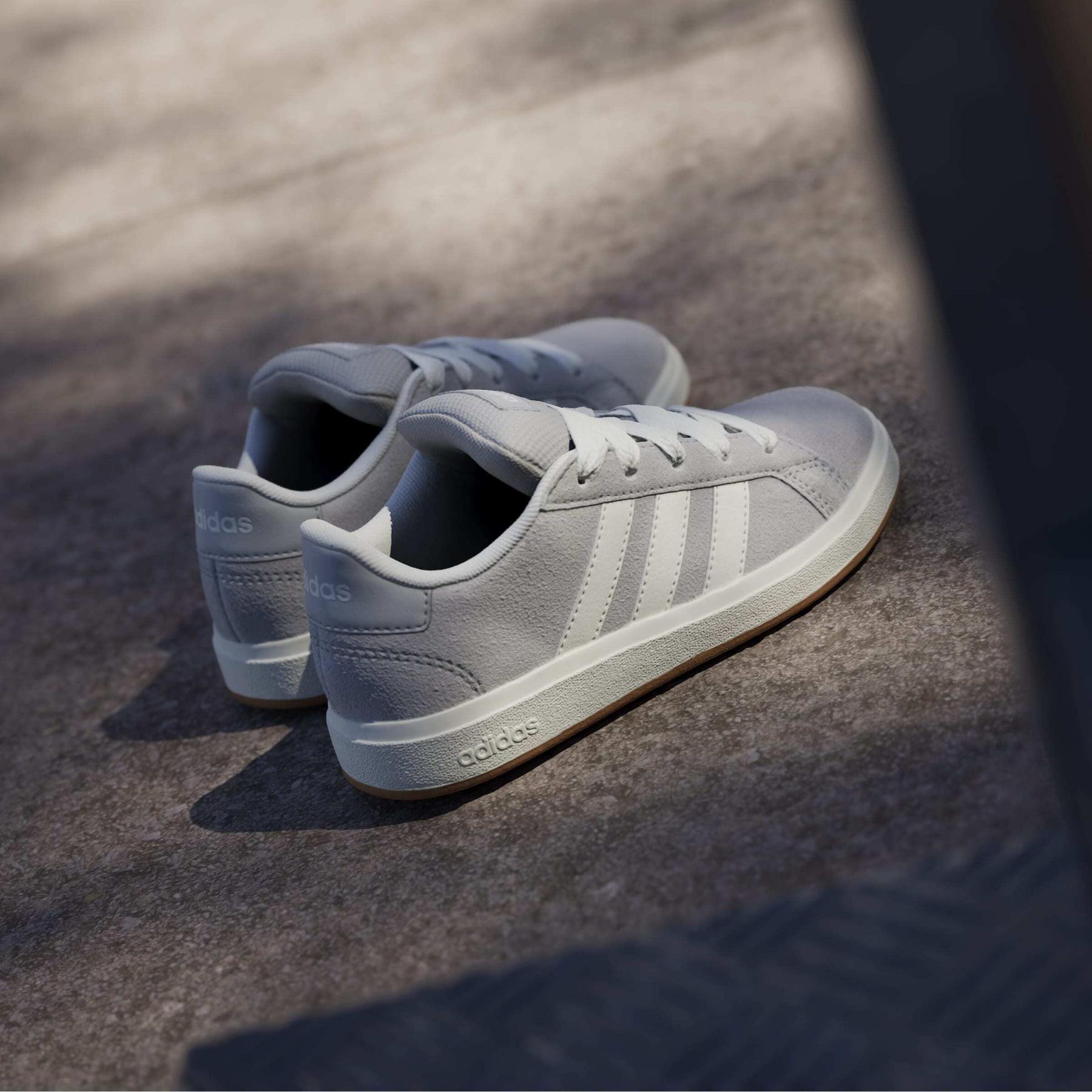 product/a/d/adidas_jh6179_19_footwear_photography_heromrktng_view_6-nw091625.jpg