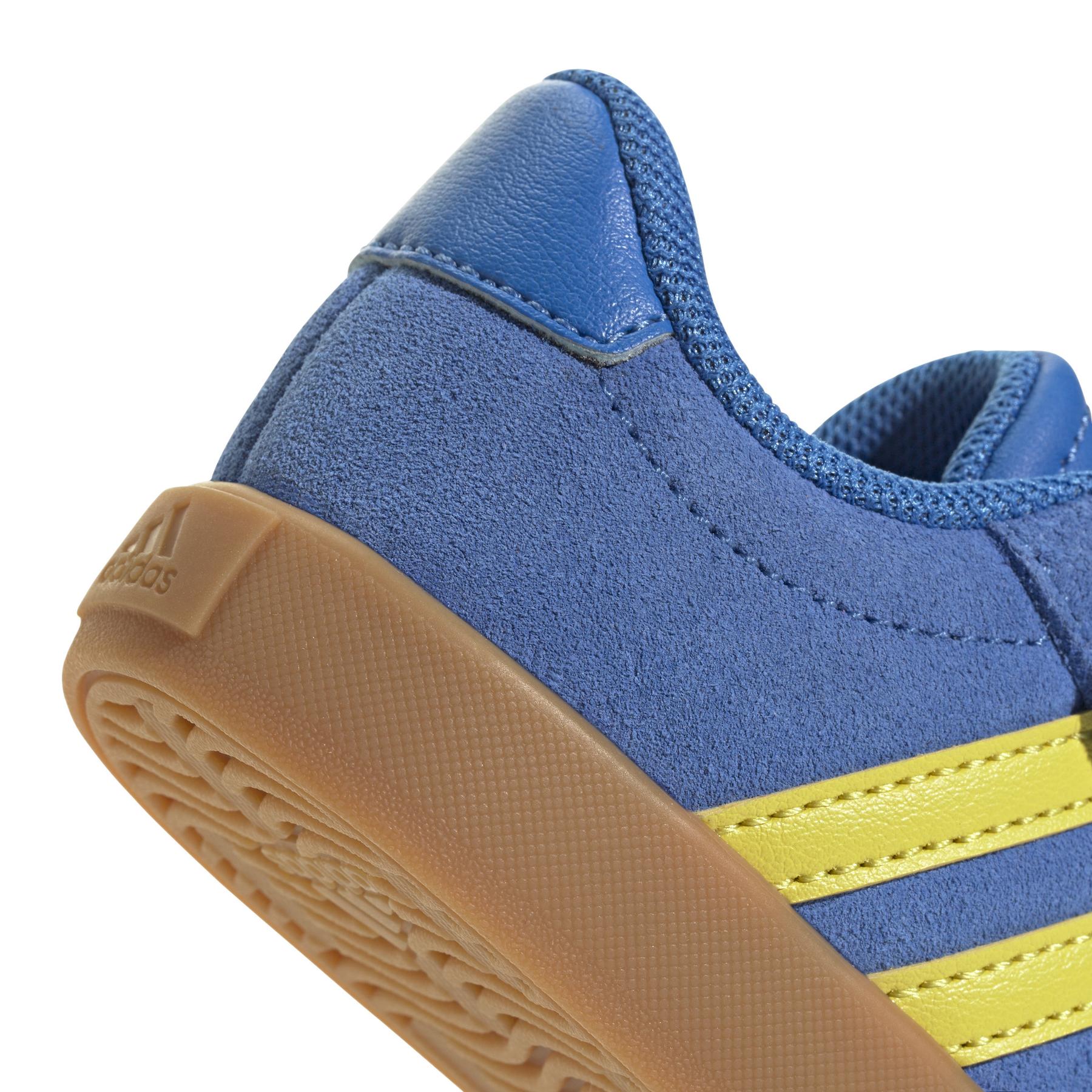 product/a/d/adidas_jh6306_8_footwear_photography_detail_view_1_white.jpg