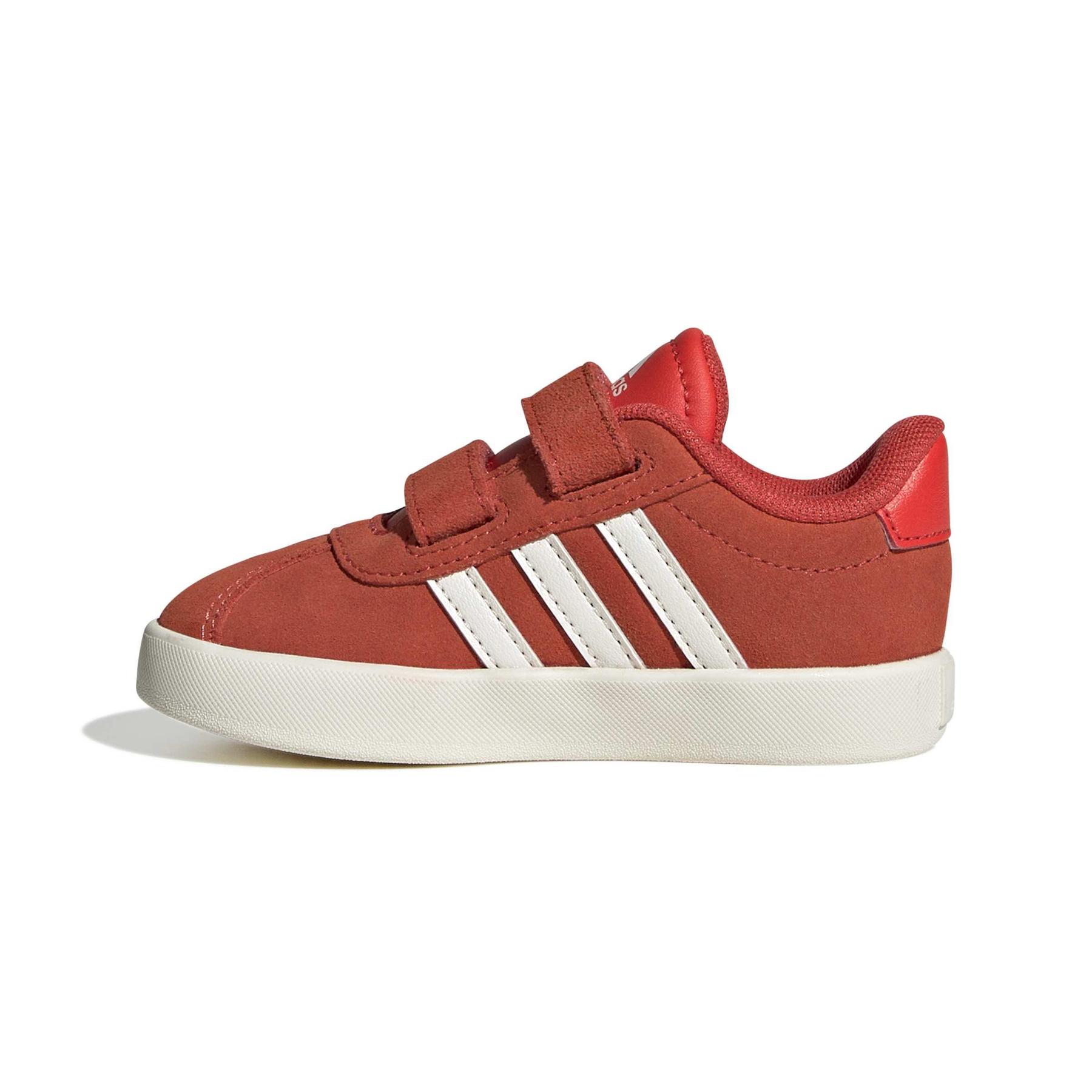 product/a/d/adidas_jh6307_5_footwear_photography_side_medial_center_view_white-nw091625.jpg