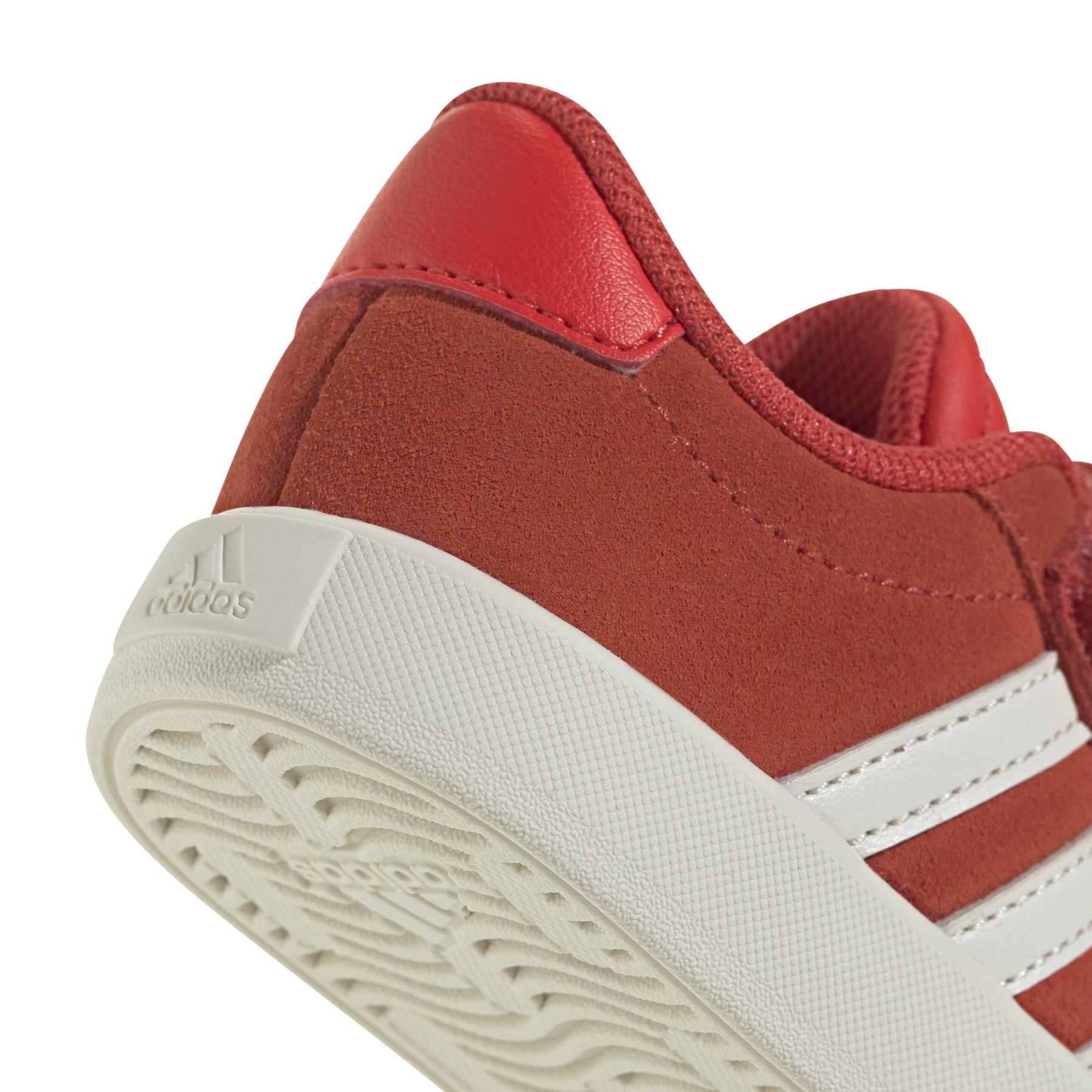 product/a/d/adidas_jh6307_8_footwear_photography_detail_view_1_white-nw091625.jpg