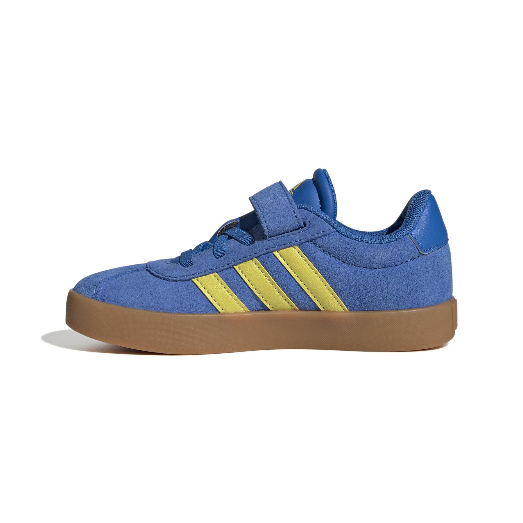 product/a/d/adidas_jh6313_5_footwear_photography_side_medial_center_view_white.jpg