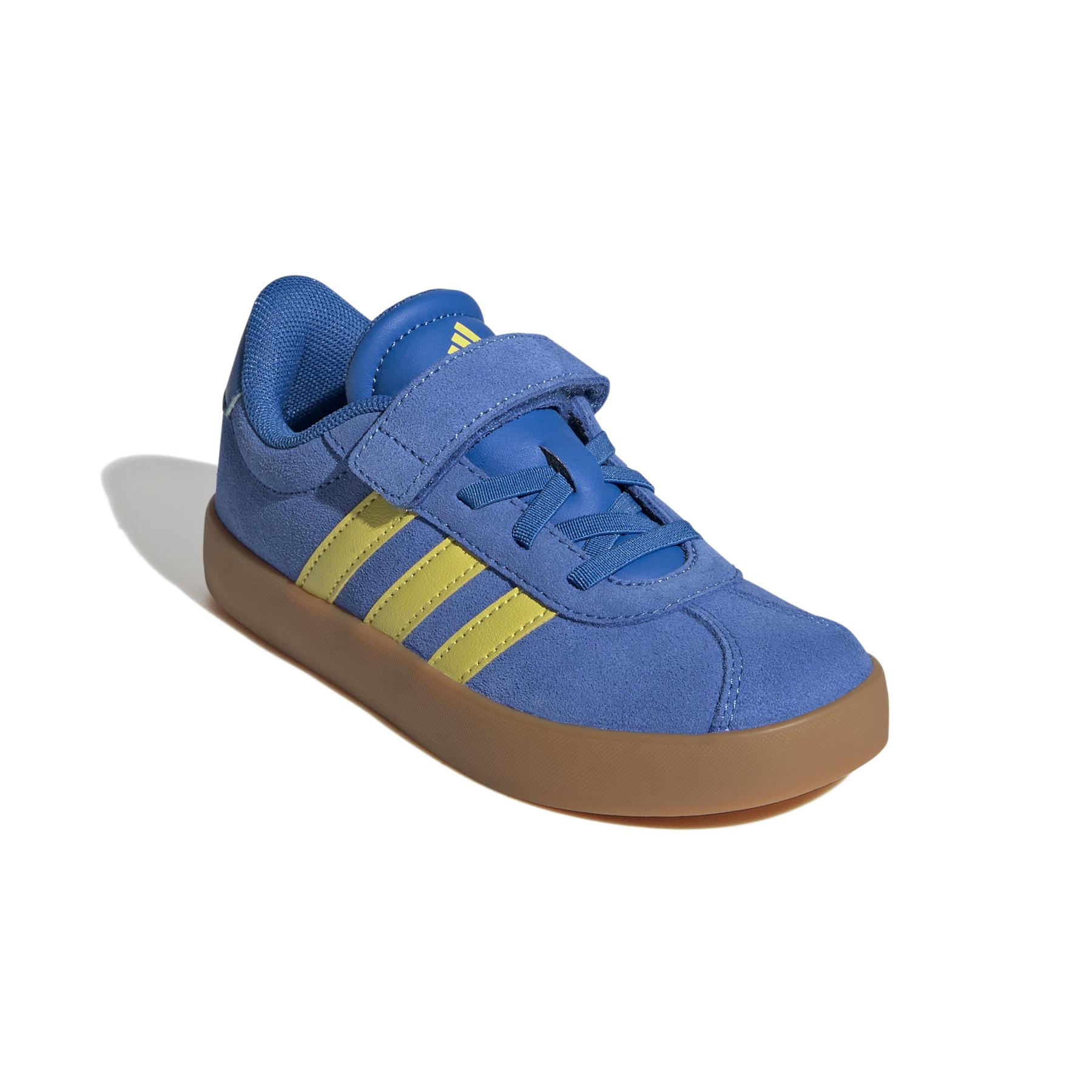 product/a/d/adidas_jh6313_6_footwear_photography_front_lateral_top_view_white.jpg