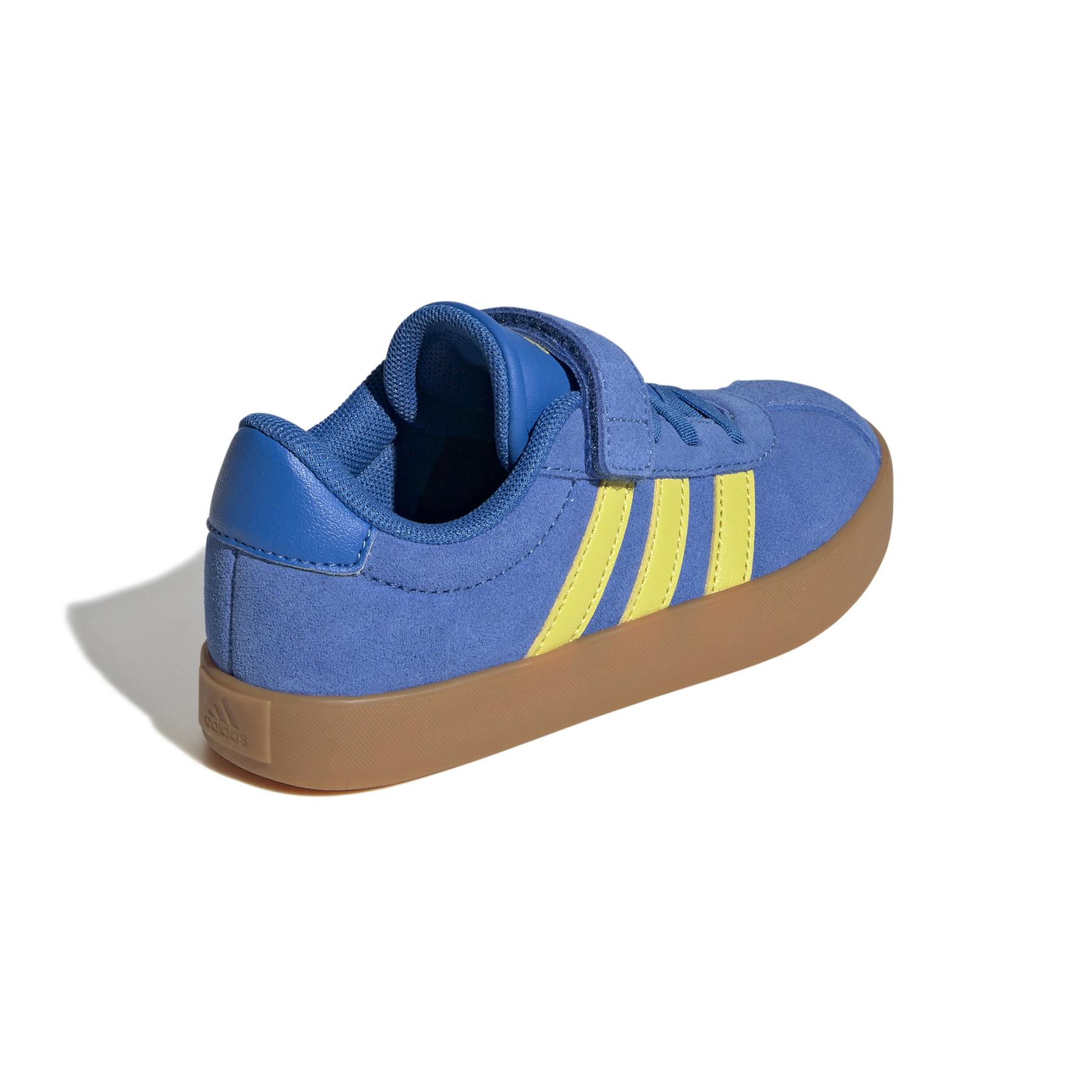 product/a/d/adidas_jh6313_7_footwear_photography_back_lateral_top_view_white.jpg