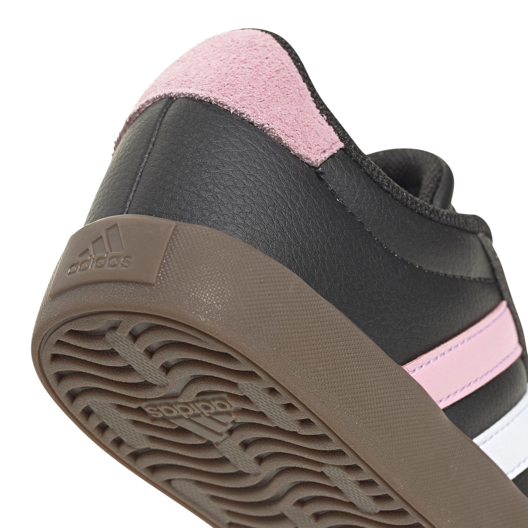 product/a/d/adidas_jh6607_8_footwear_photography_detail_view_1_white.jpg