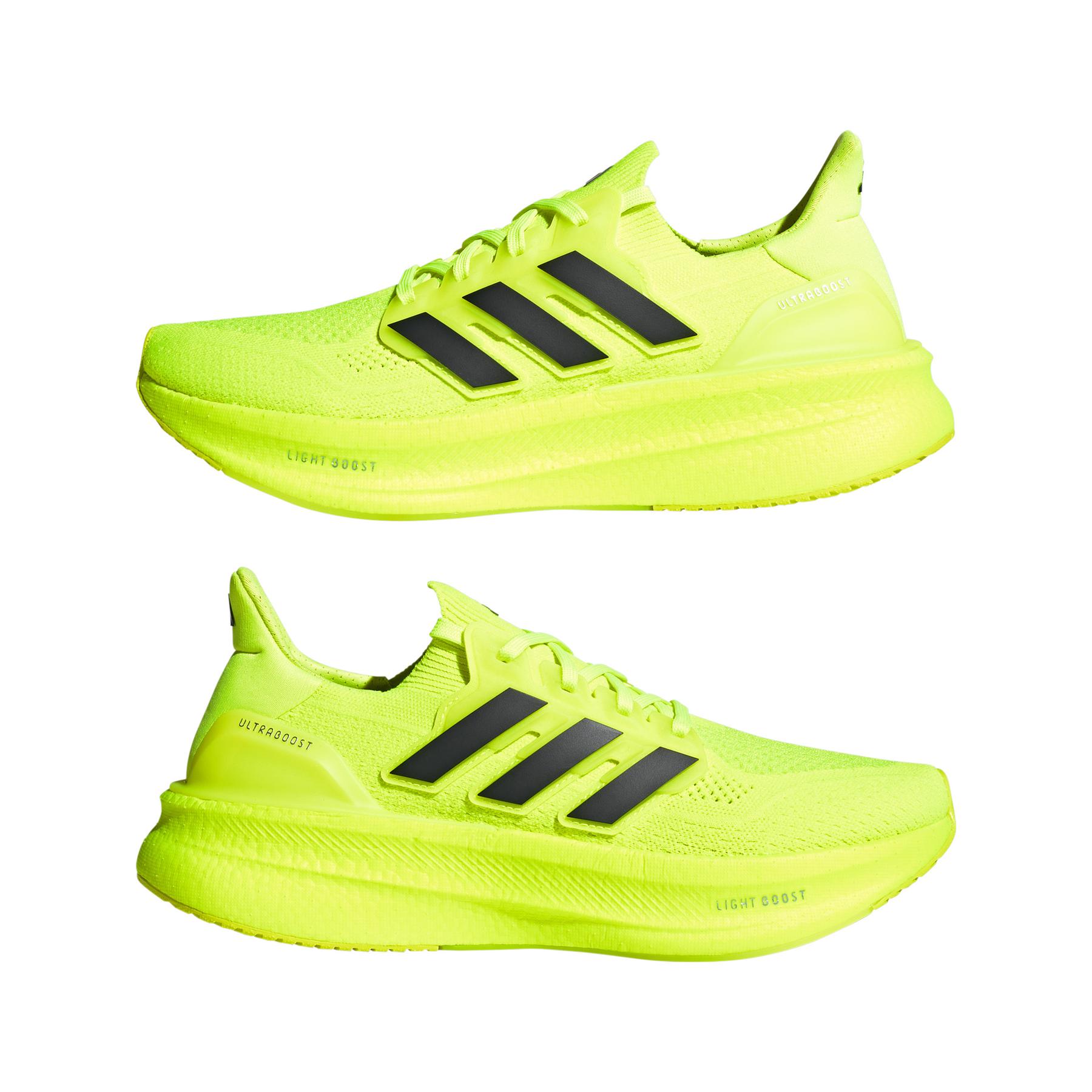 product/a/d/adidas_jh9069_10_footwear_photography_mirrored_pair_view_white-nw091625.jpg