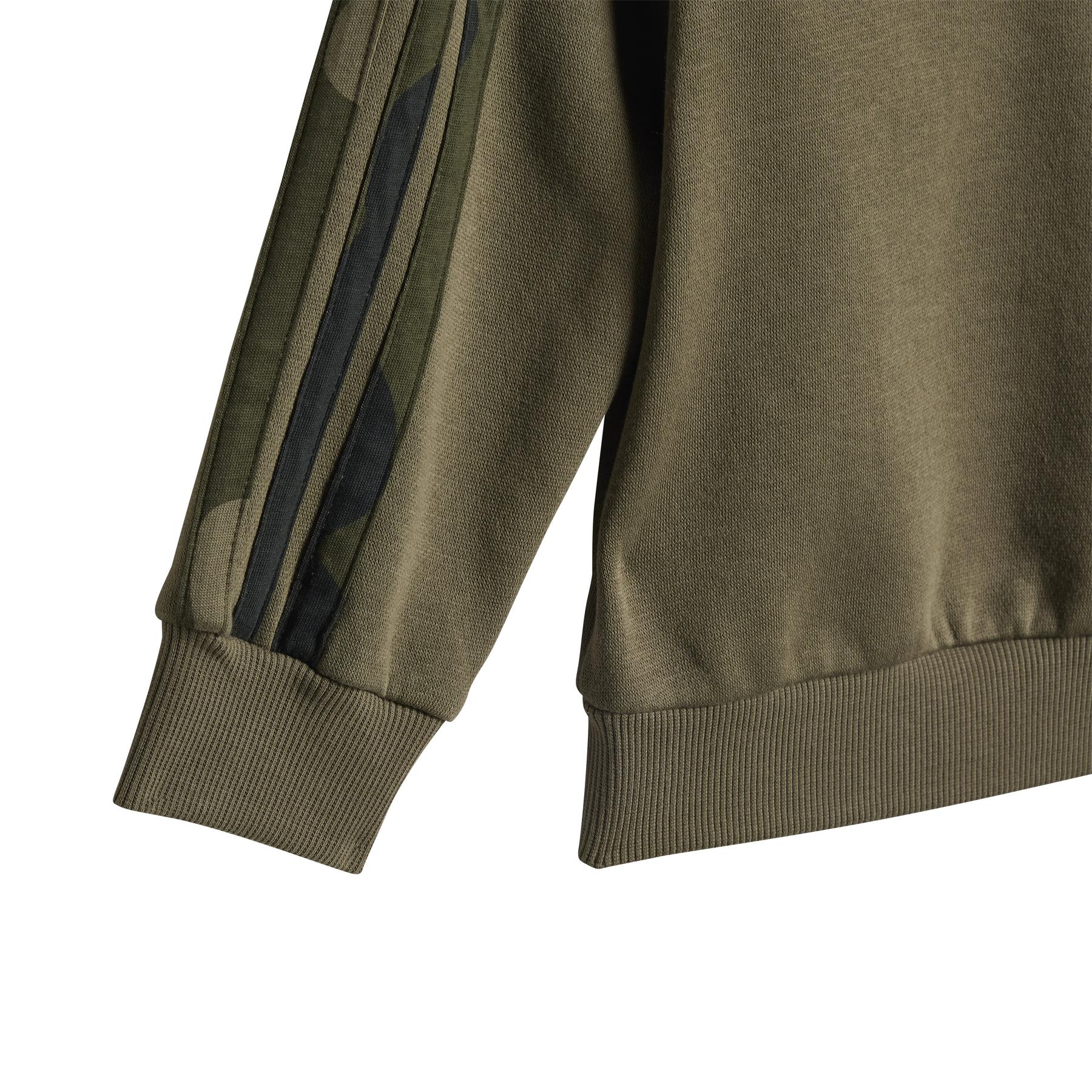 product/a/d/adidas_jn2223_olistr-black_4.jpg