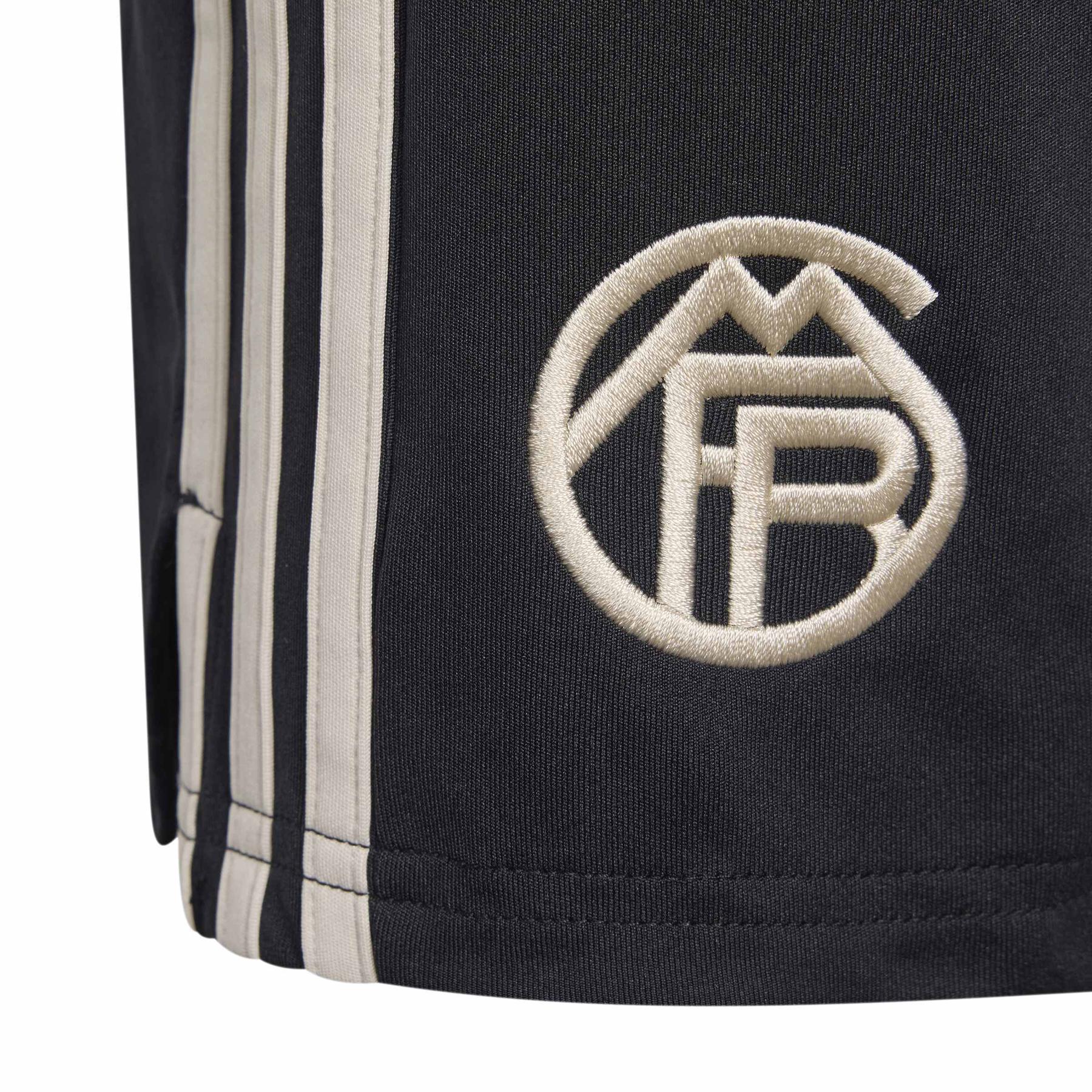 product/a/d/adidas_jn8523_5_apparel_photography_detail_view_2_white.jpg