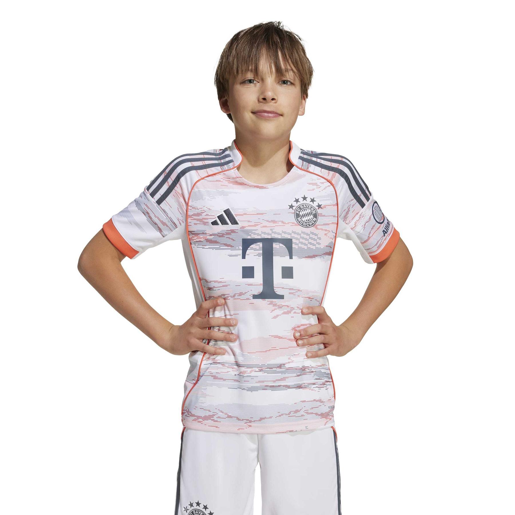 product/a/d/adidas_jn8524_3_apparel_on_model_standard_view_white.jpg