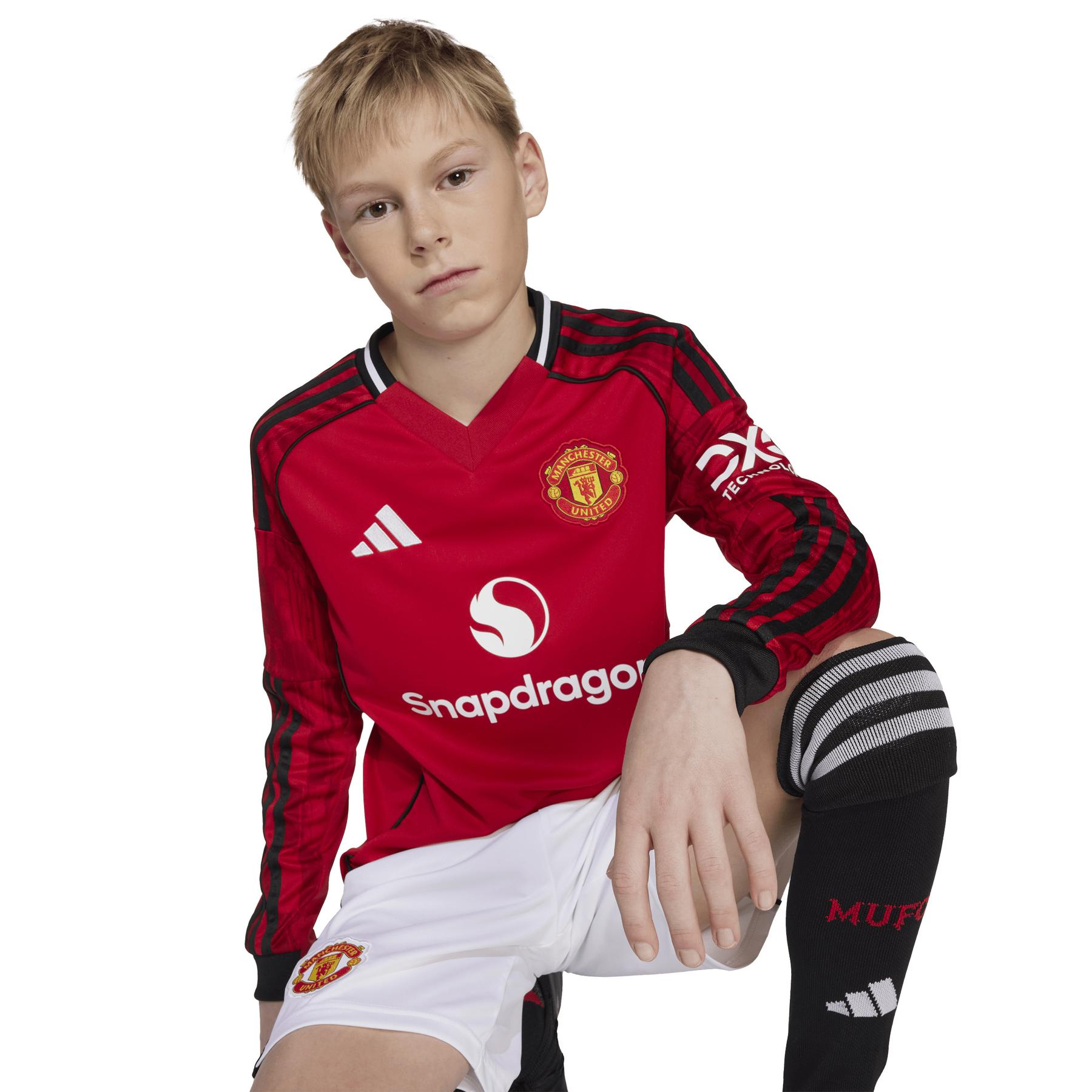 product/a/d/adidas_jp3014_mufred_6.jpg