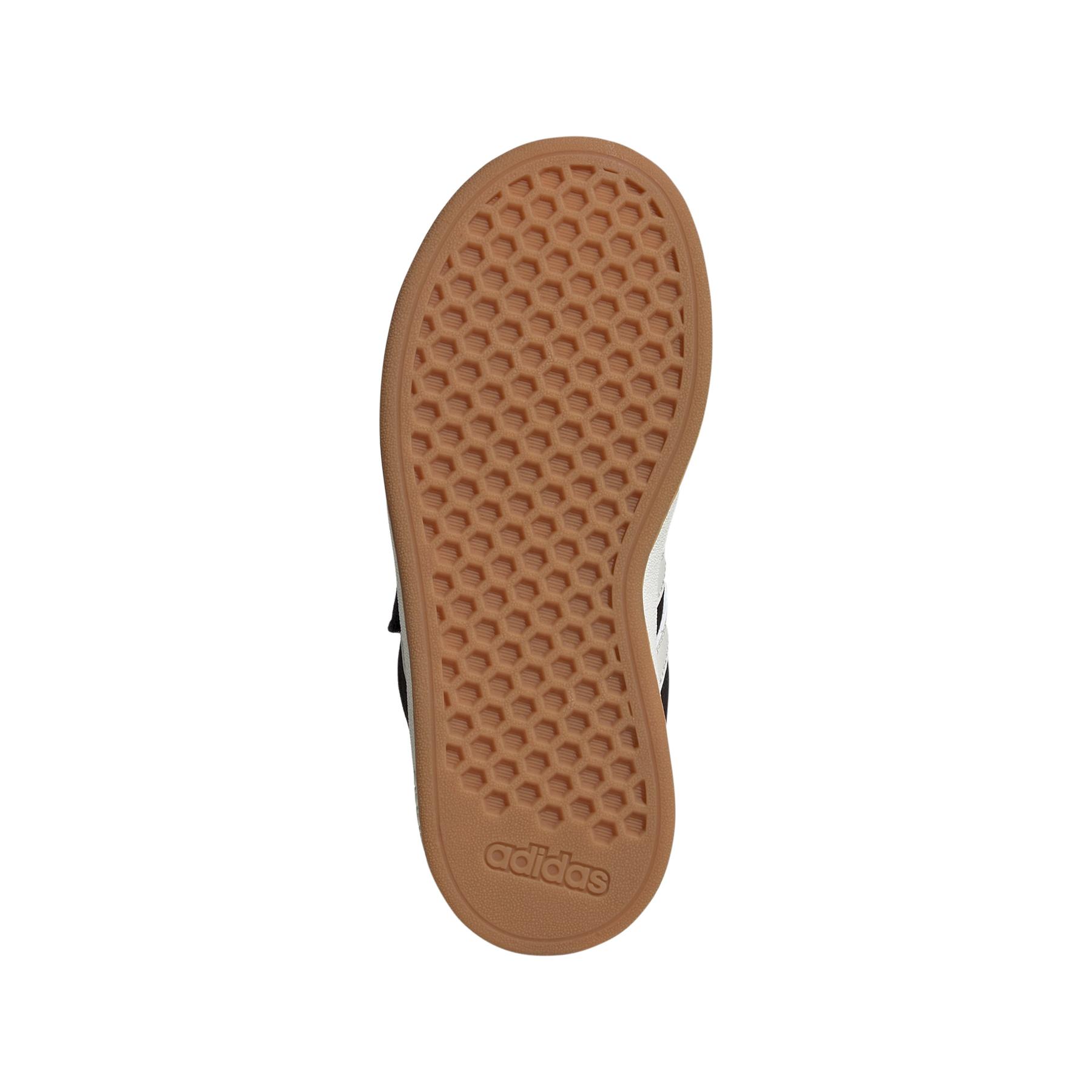 product/a/d/adidas_jp5896_cblack-owhite-gum10_4.jpg